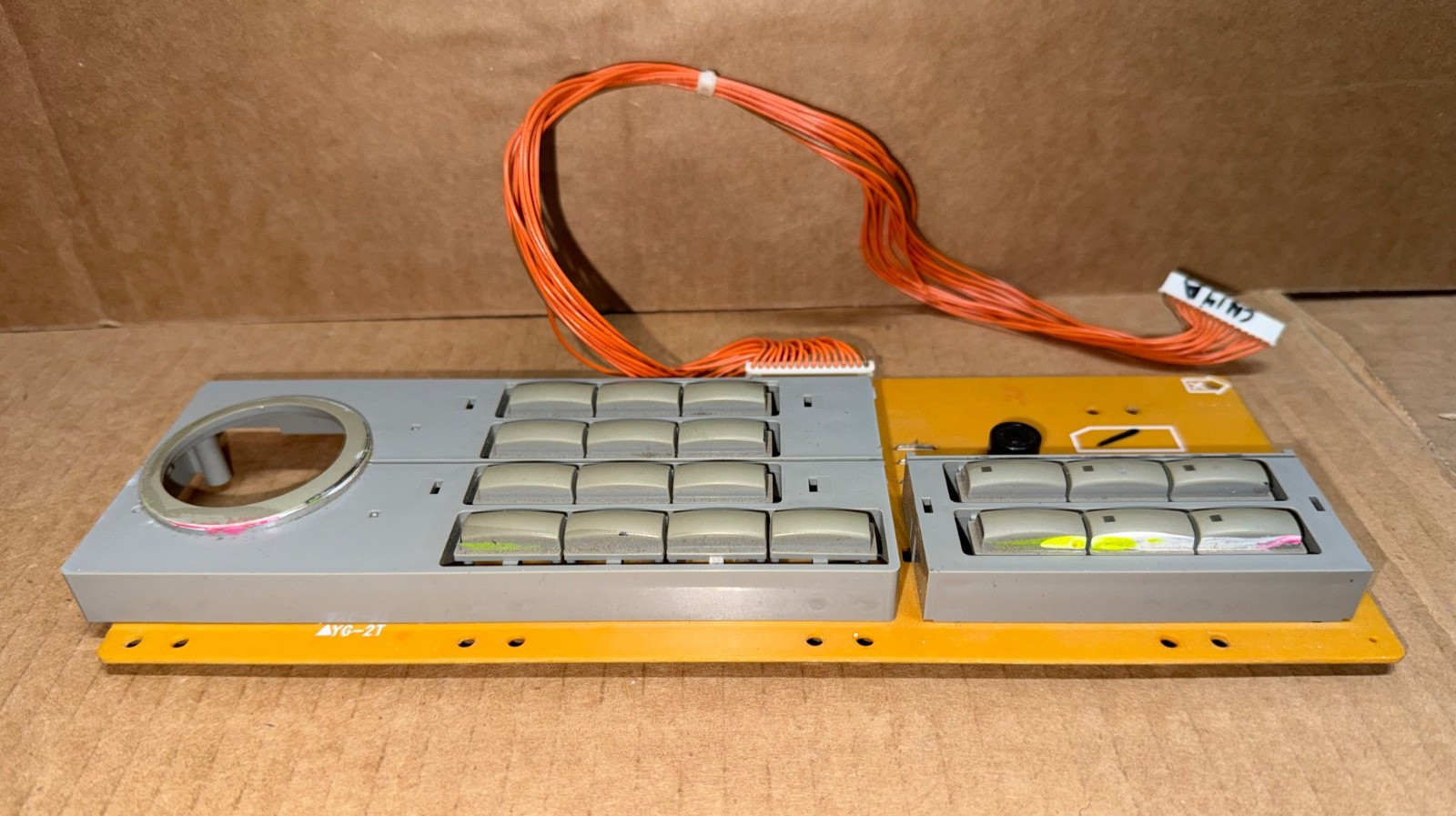 KORG TRINITY PANEL BOARD - RIGHT SIDE WITH SWITCH COVERS KLM-1822