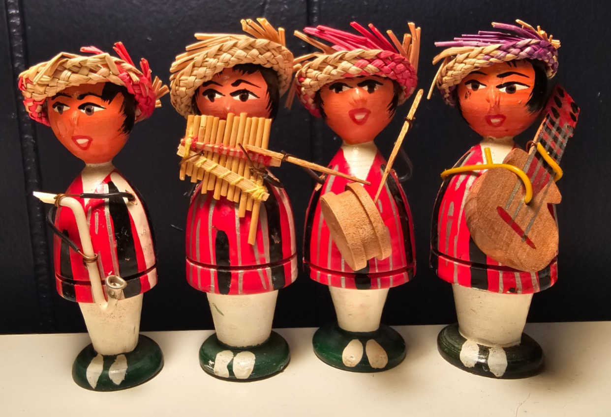 Vintage Mid Century Peru Folk Art Music Band 3.5" Figures Travel Souvenir