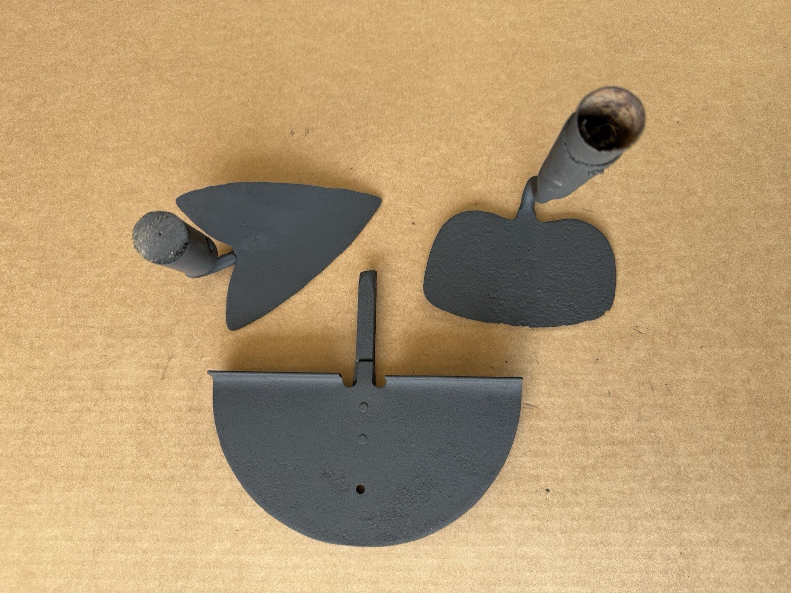 3 Old Farm Garden Tools Made Of Steel Round Hoe Pointed Cultivator Rounded Spade