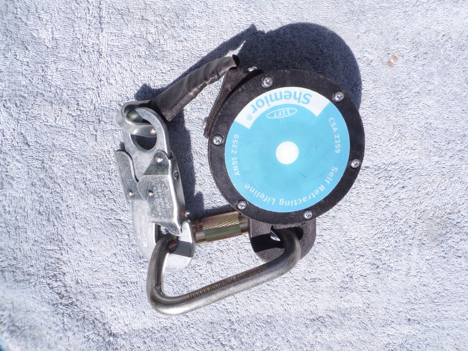 shemior 10' retractable fall protection self retracting lifeline carabiner  (D)