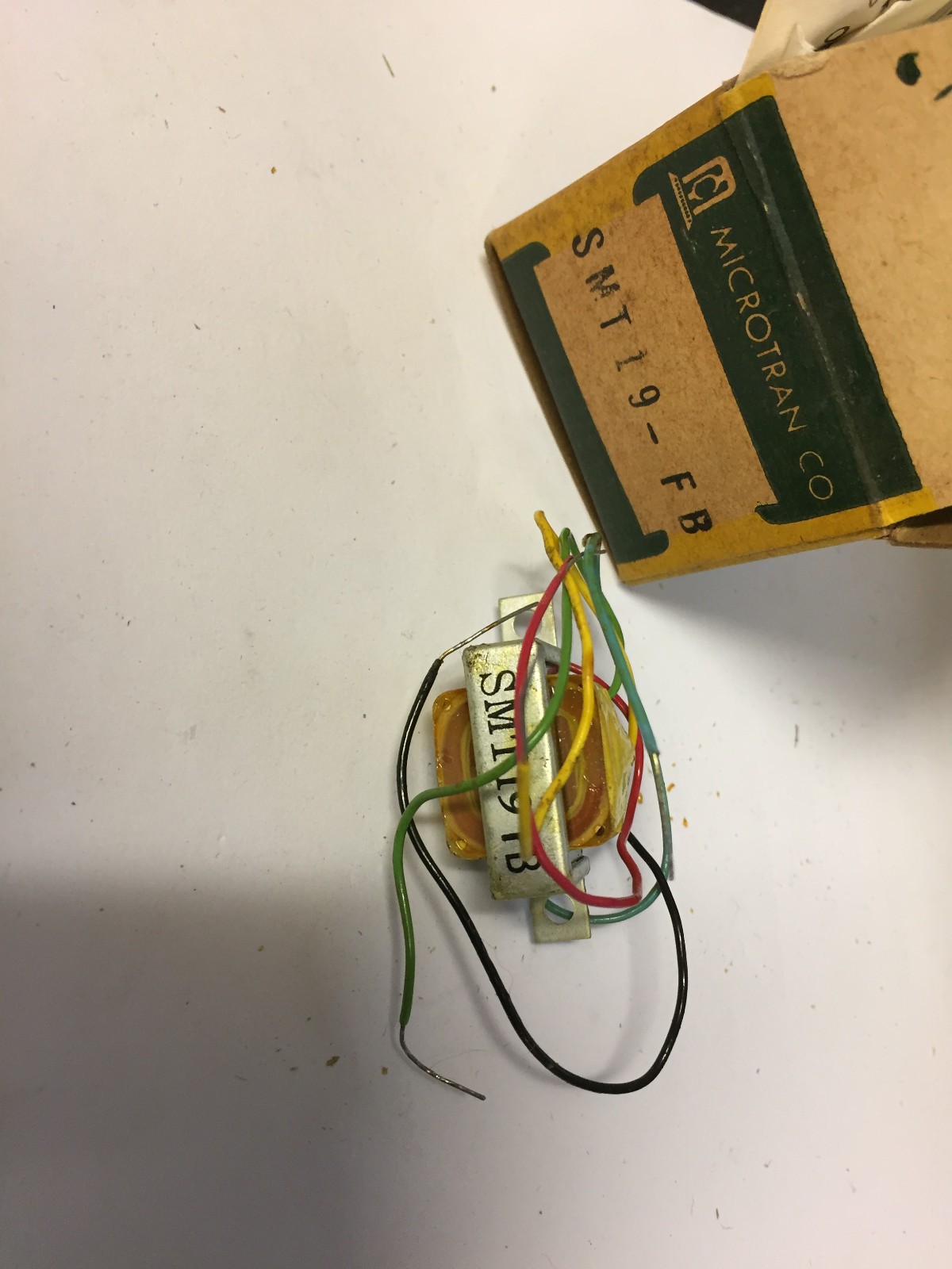 SMT19-FB   MICROTRAN SUB  MINI AUDIO  TRANSFORMER 2500 CT  PRI 2 500  CT SEC