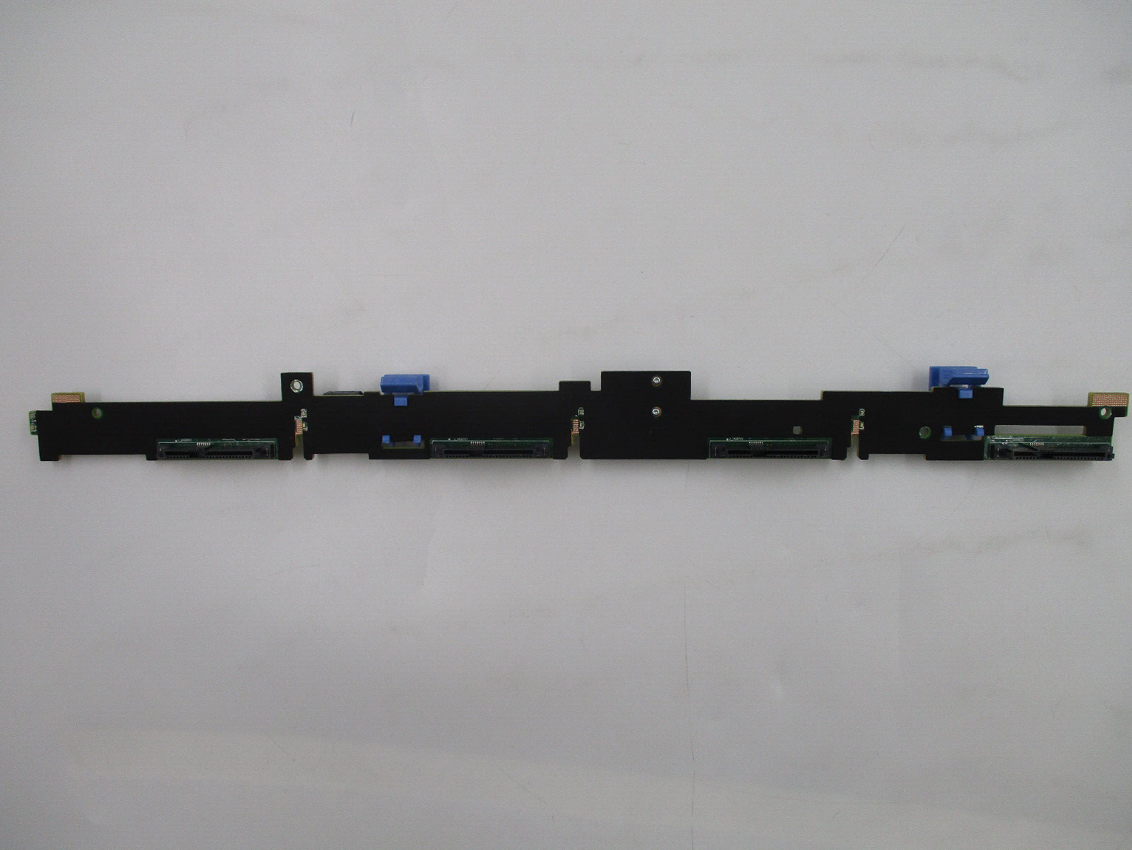 Dell PowerEdge R640 3.5" SFF 4-Bay Hard Drive Backplane Dell P/N: 0JWG9T Tested