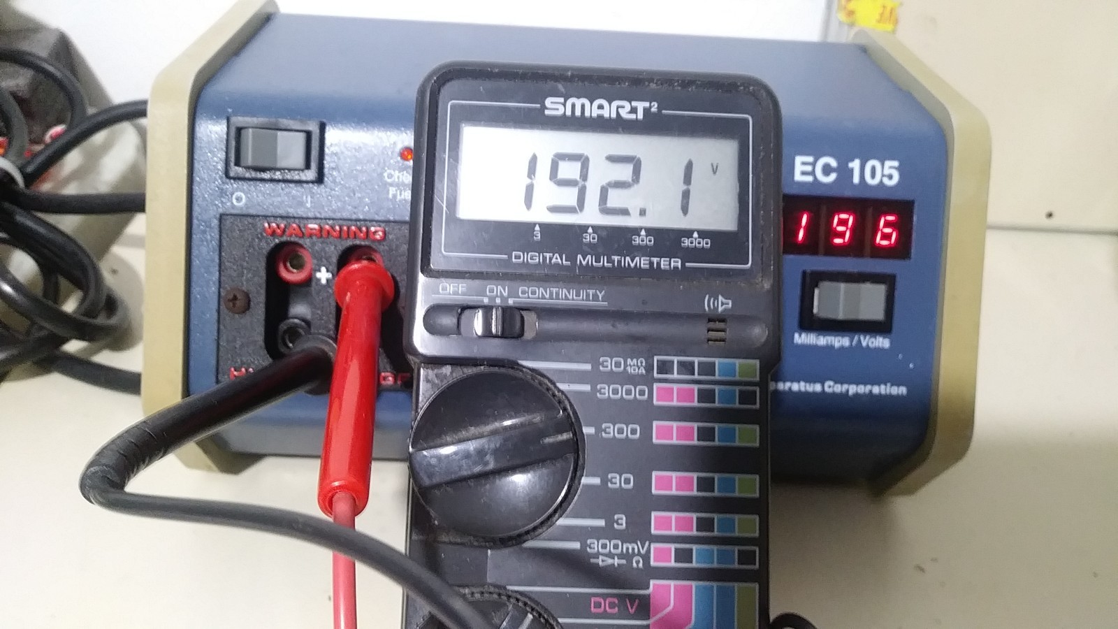 Programmab EC- 105 Electrophoresis Power Supply