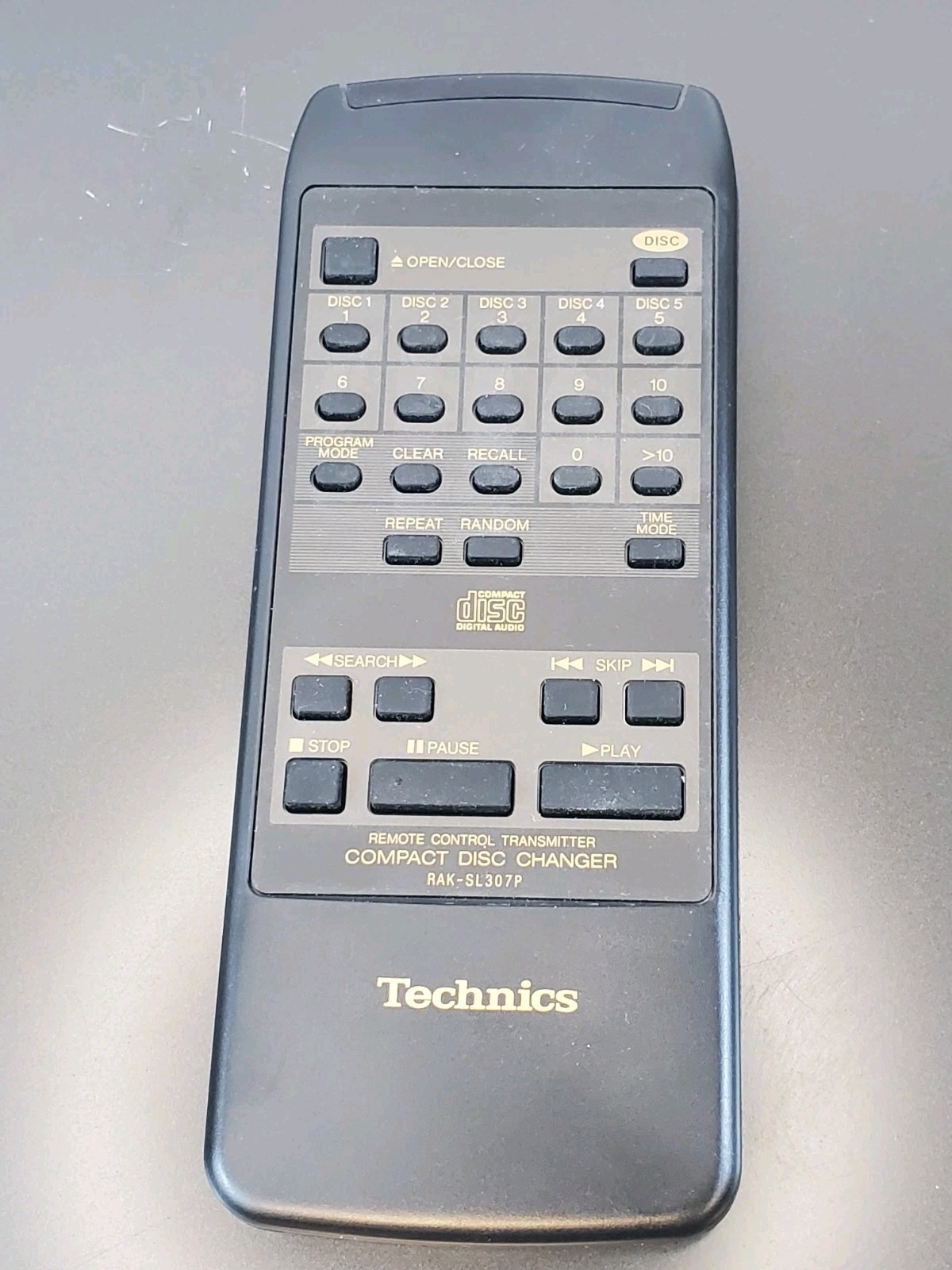 Technics SL-PD947 5 Disc Changer CD Player With Cords And Remote
