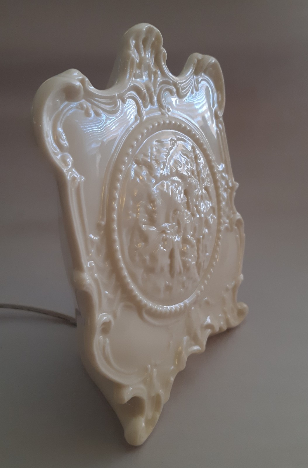 Vintage Porcelain Lithophane Counter Nightlight Lamp