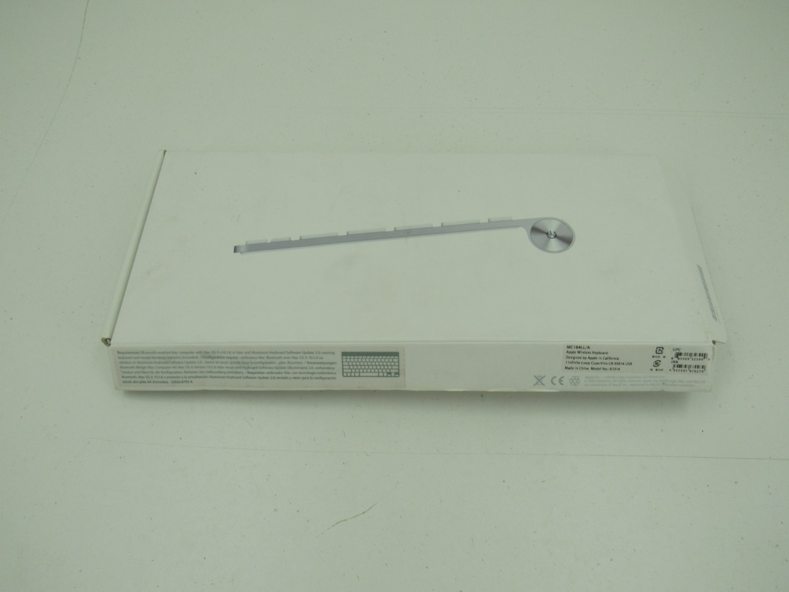 Apple A1314 MC184LL/A Wireless Keyboard