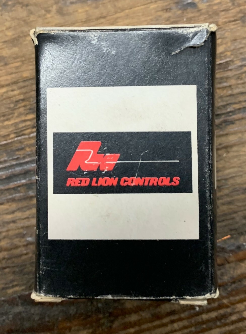 RED LION CONTROLS CUB3TR01 GENERAL PURPOSE MINIATURE ELECTRONIC TIMER NEW IN BOX
