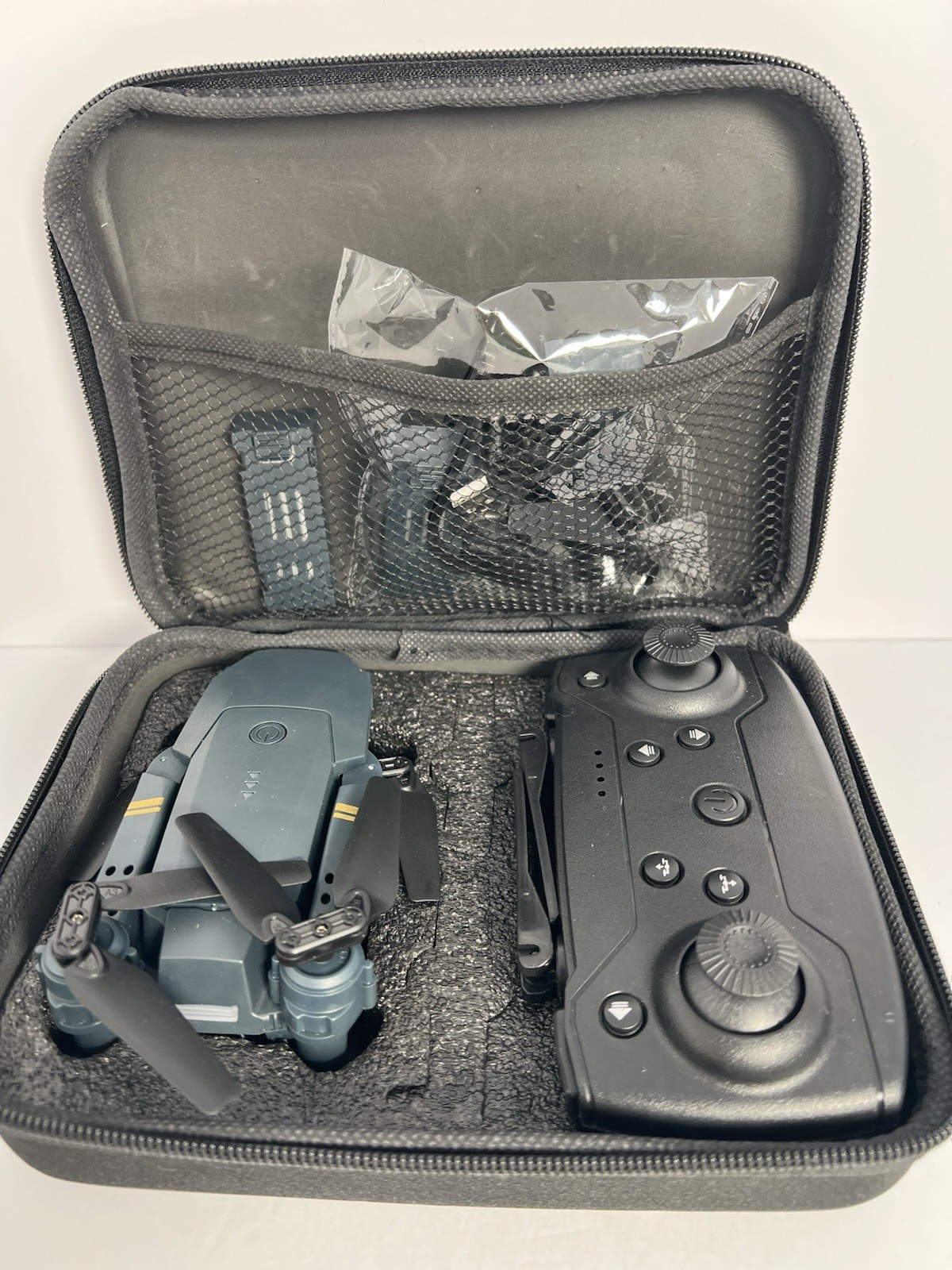 Drone - Black Falcon Collapsible Quadrocopter RC 2.4GHZ Edition + Case