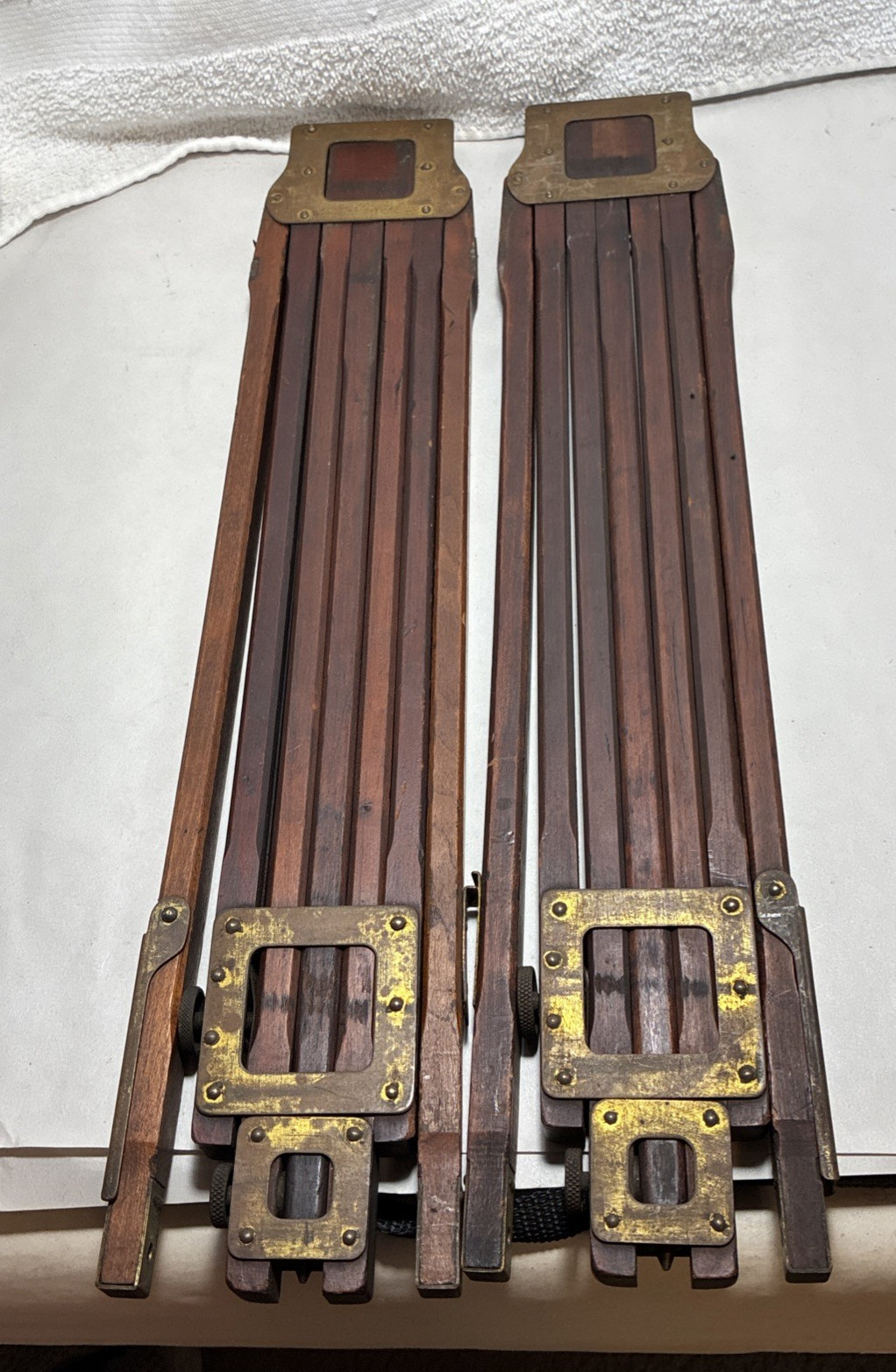 2 Antique Folmer & Schwing Crown No. 2 Camera Wood Tripod Legs Patent 1903