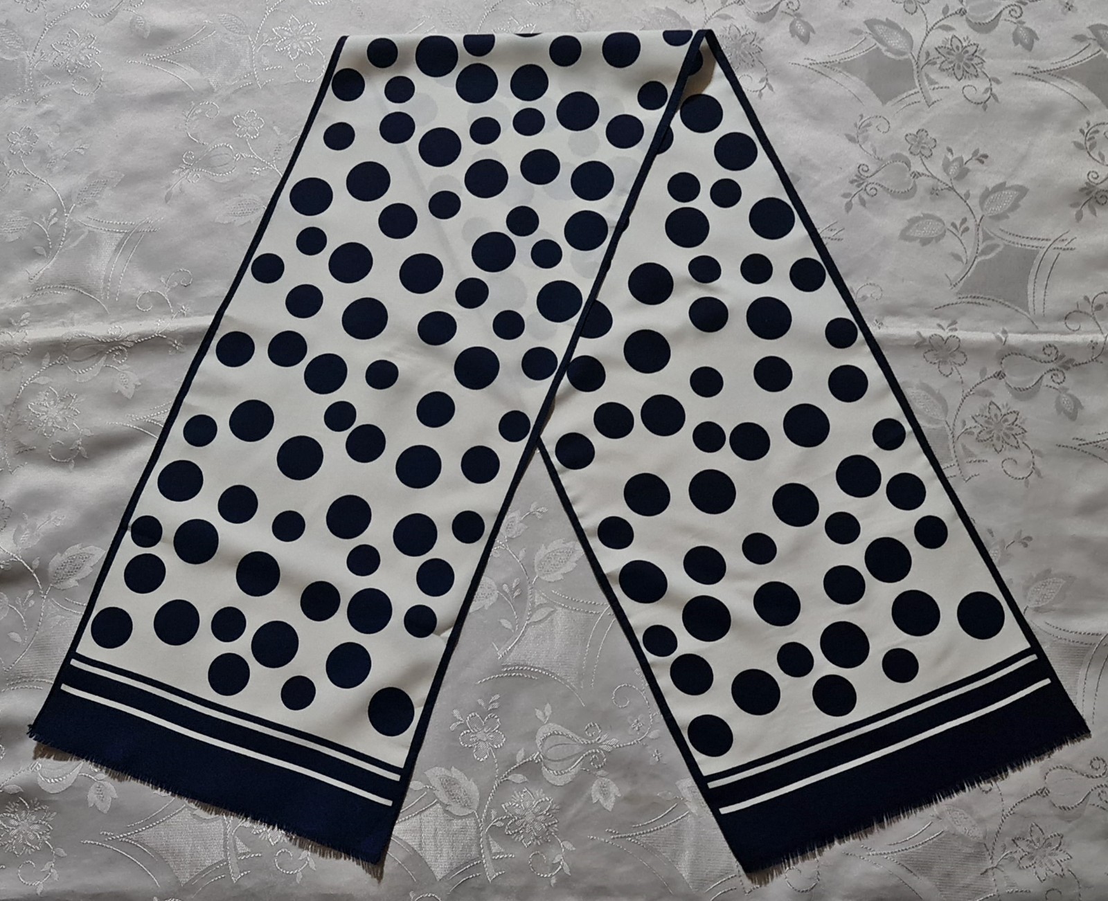 GENTS SCARF  VINTAGE AUTHENTIC POLKA DOT DARK BLUE WHITE LONG MENS
