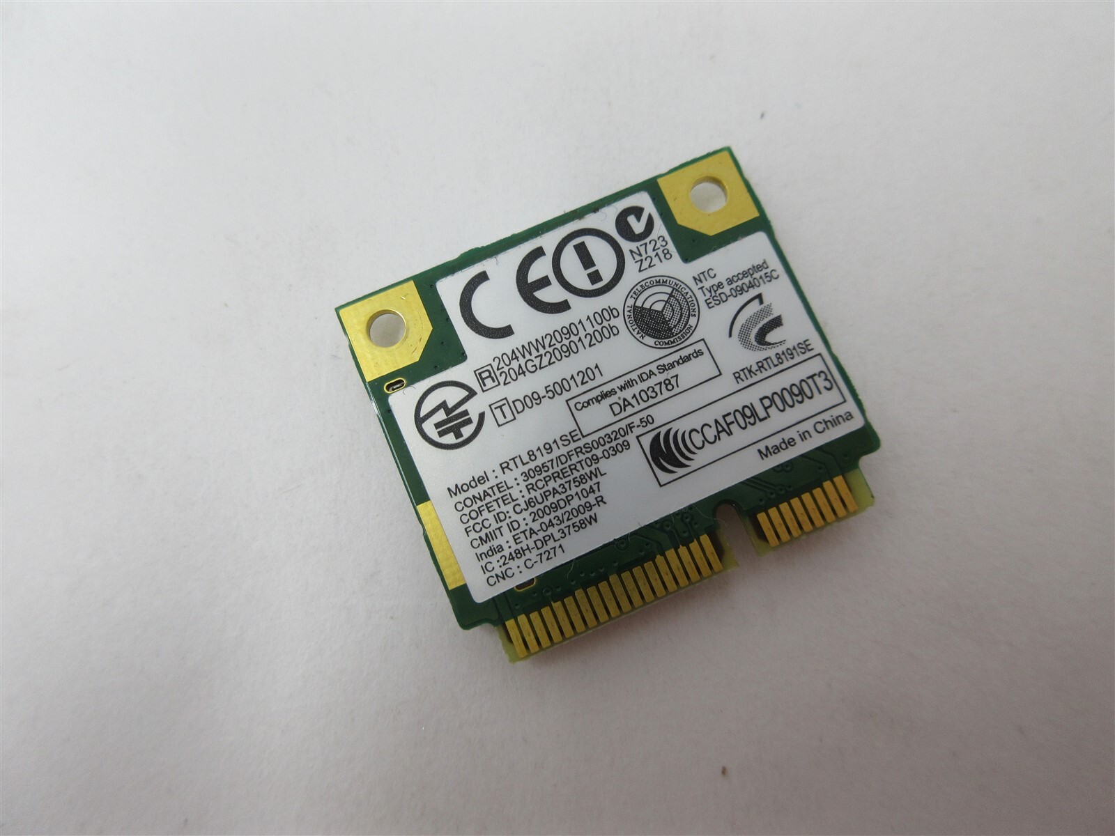 Medion Akoya E3211 MD97193 WLAN Card RTL819SE #2988
