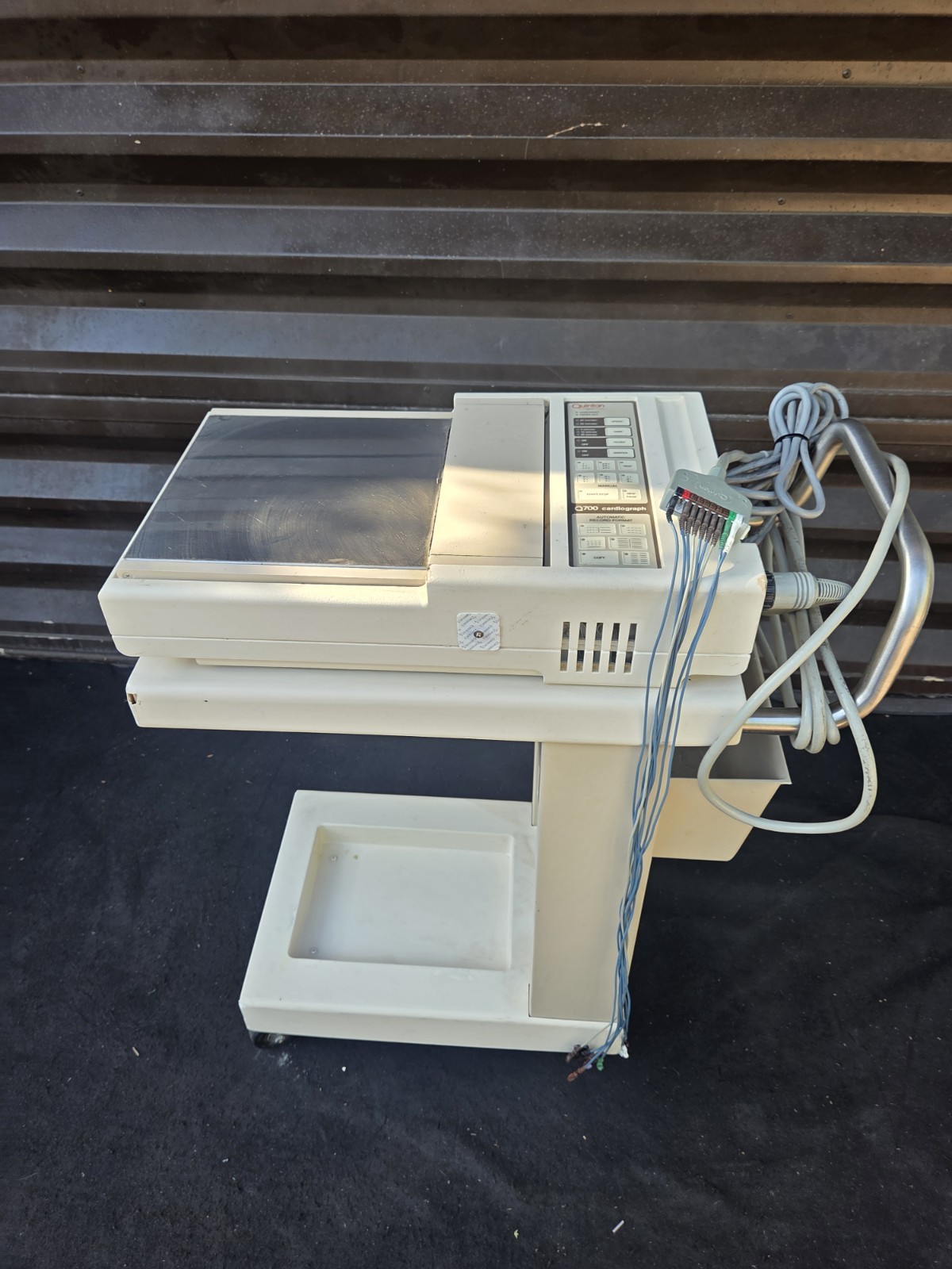 Quinton Q700 CARDIOGRAPH  ECG/EKG  Stress Test Recording  System Machine On Cart