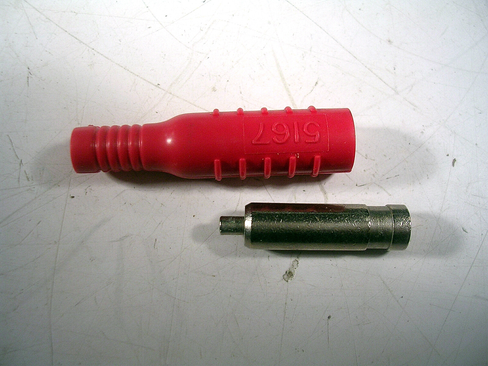 NEW POMONA ELECTRONICS 5171-2  PIN TIP JACK RED LOT OF 2