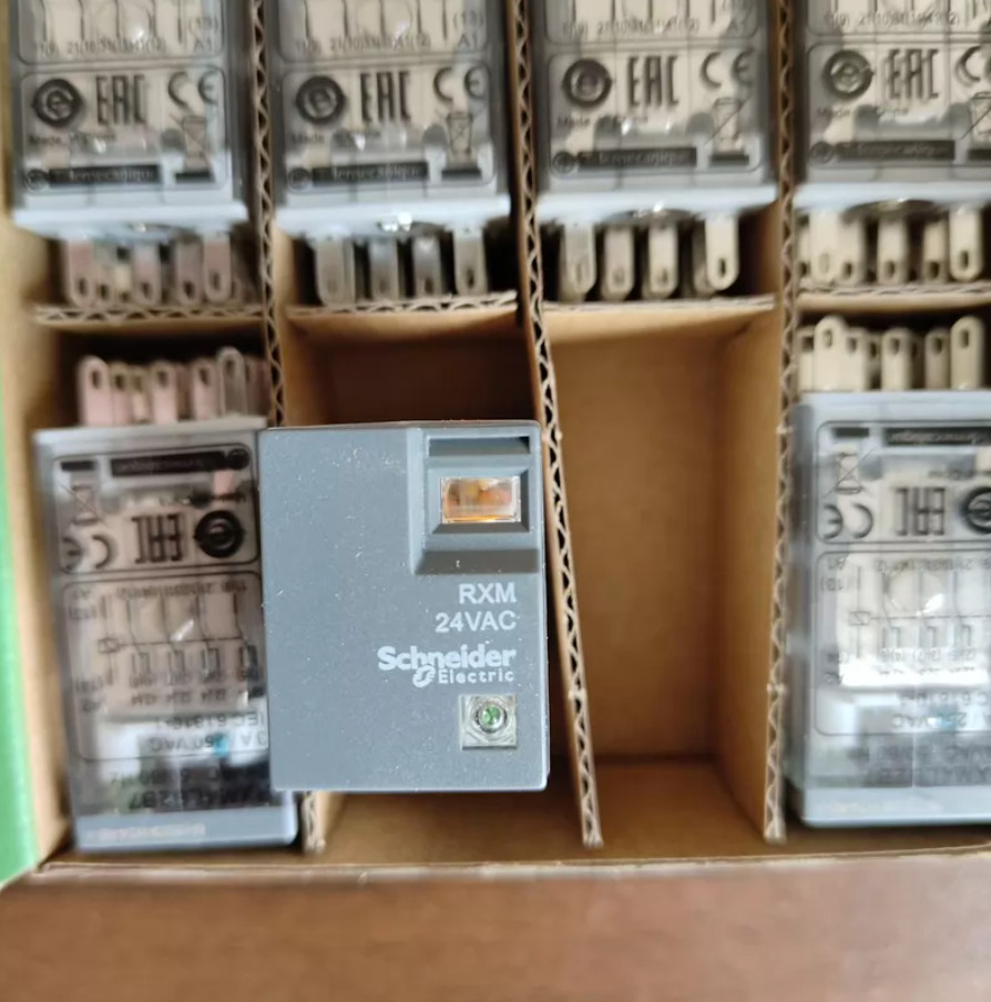 1PC NEW Schneider RXM small relay without base RXM4LB2B7 AC24V 3A 4NO4NC #LL