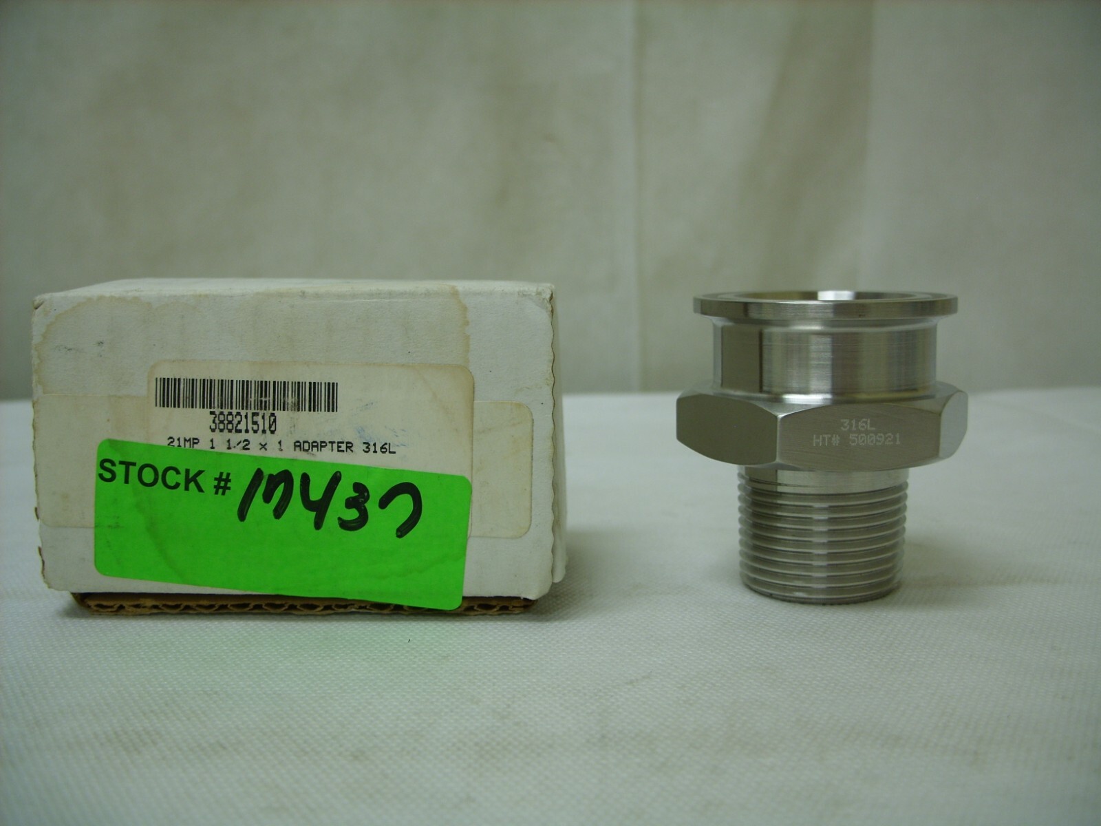 TopLine Stainless Steel 21MP Adapter Clamp End x Male NPT 32R ID/OR - 38821510