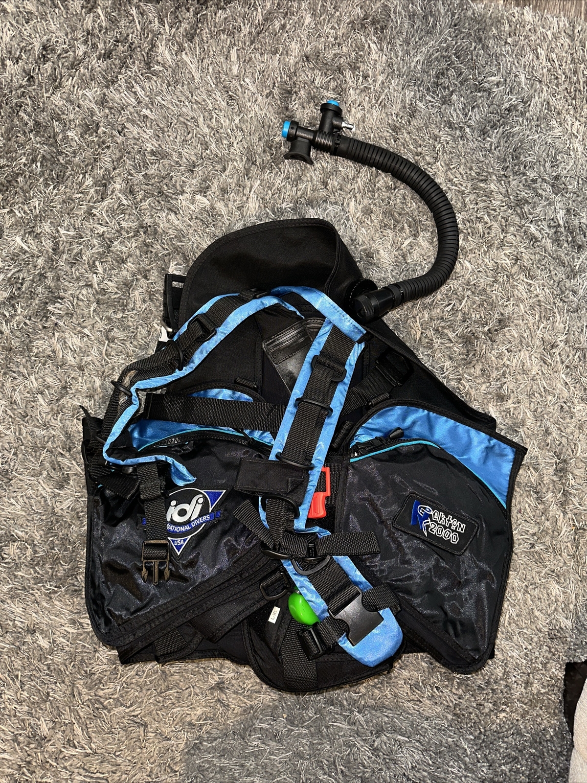 NEKTON 2000 BC Mens Scuba Tank Diving Vest International Divers USA Size XL