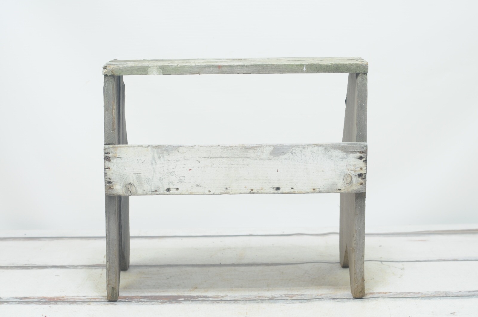 Antique/Vintage Chippy Wood Bench Foot Stool Childs Stool Kitchen Step Stool
