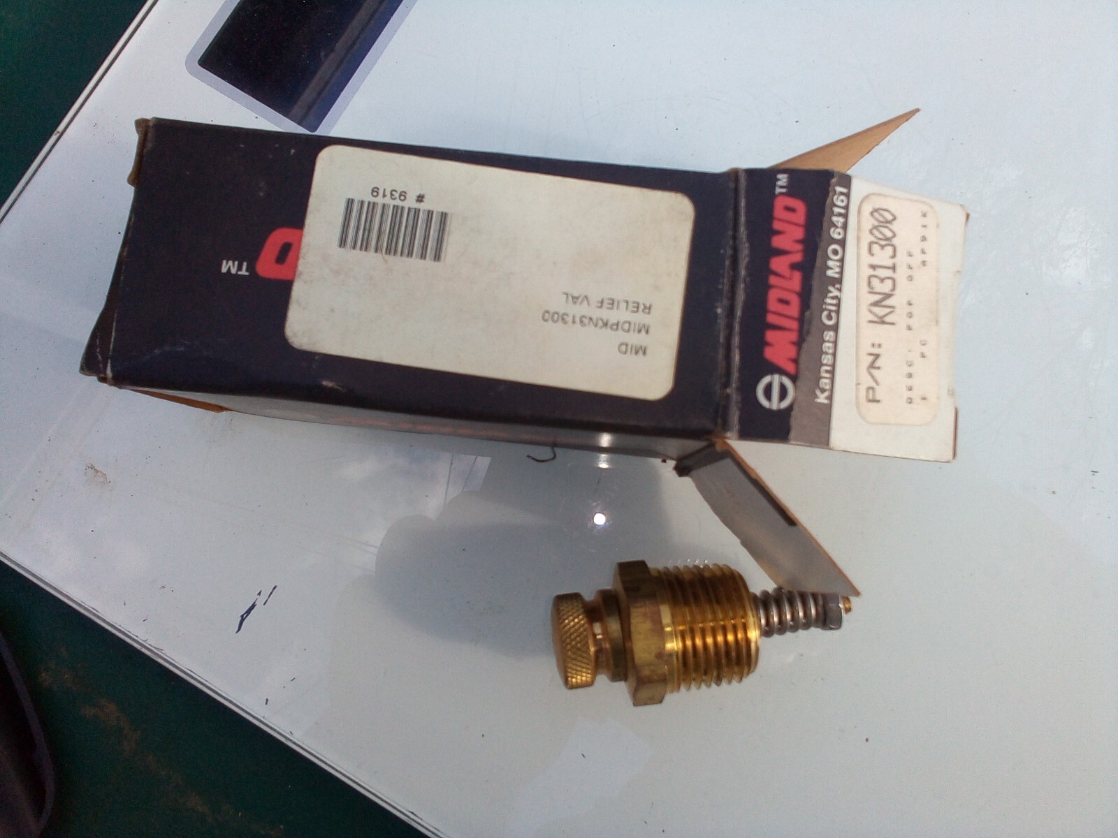 New Midland KN31300 Air Tank Pressure Relief Valve