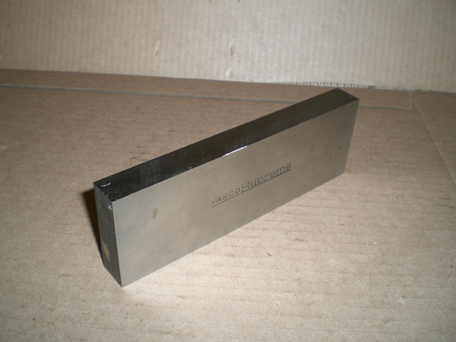One NEW Vasco Supreme lathe cutting bit 2 3/8 x 3/4"   7" long