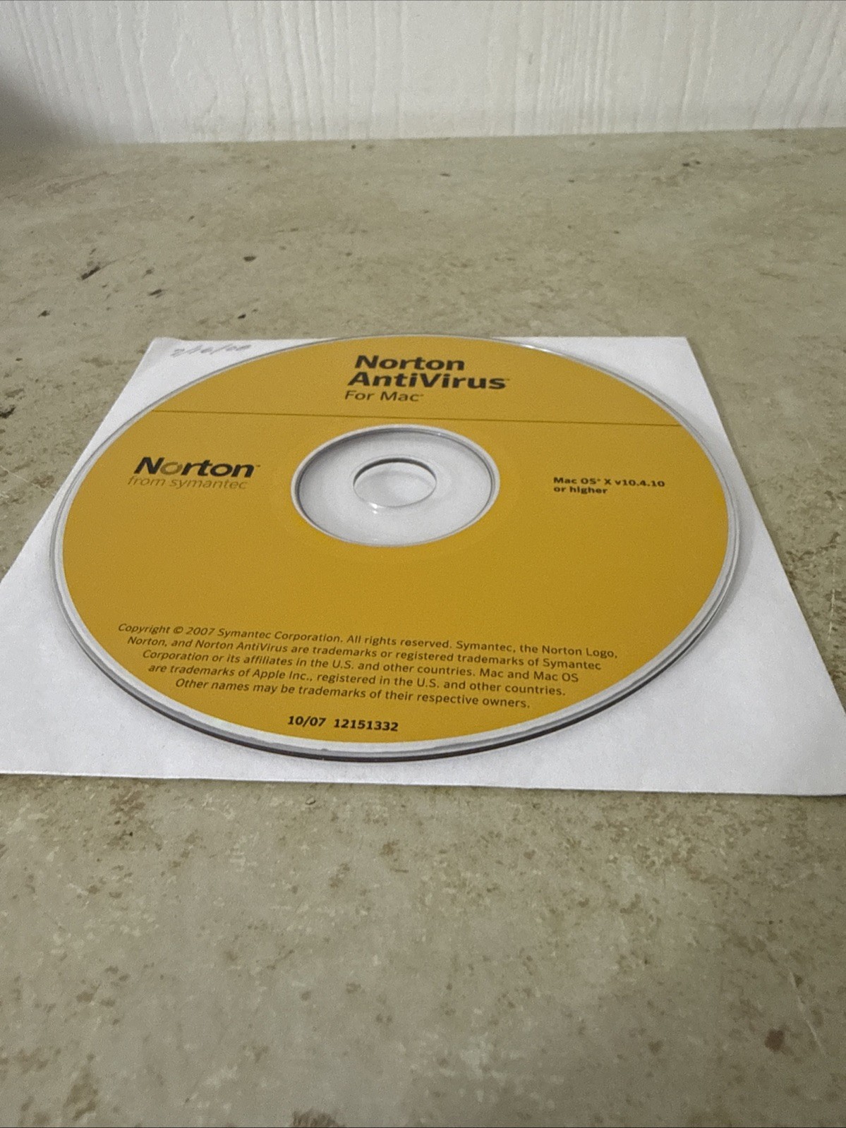 Norton AntiVirus For Mac 2007 CD w/ Product Key