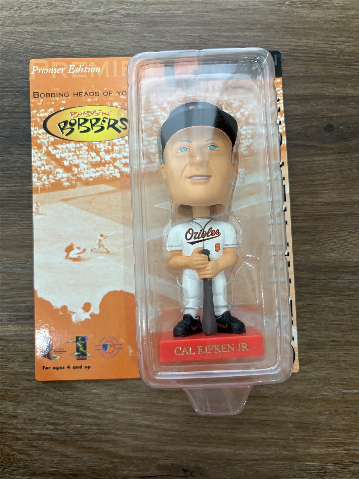 Bobbin' Bobbers MLB Premier Cal Ripken Jr. Bobblehead (F5)