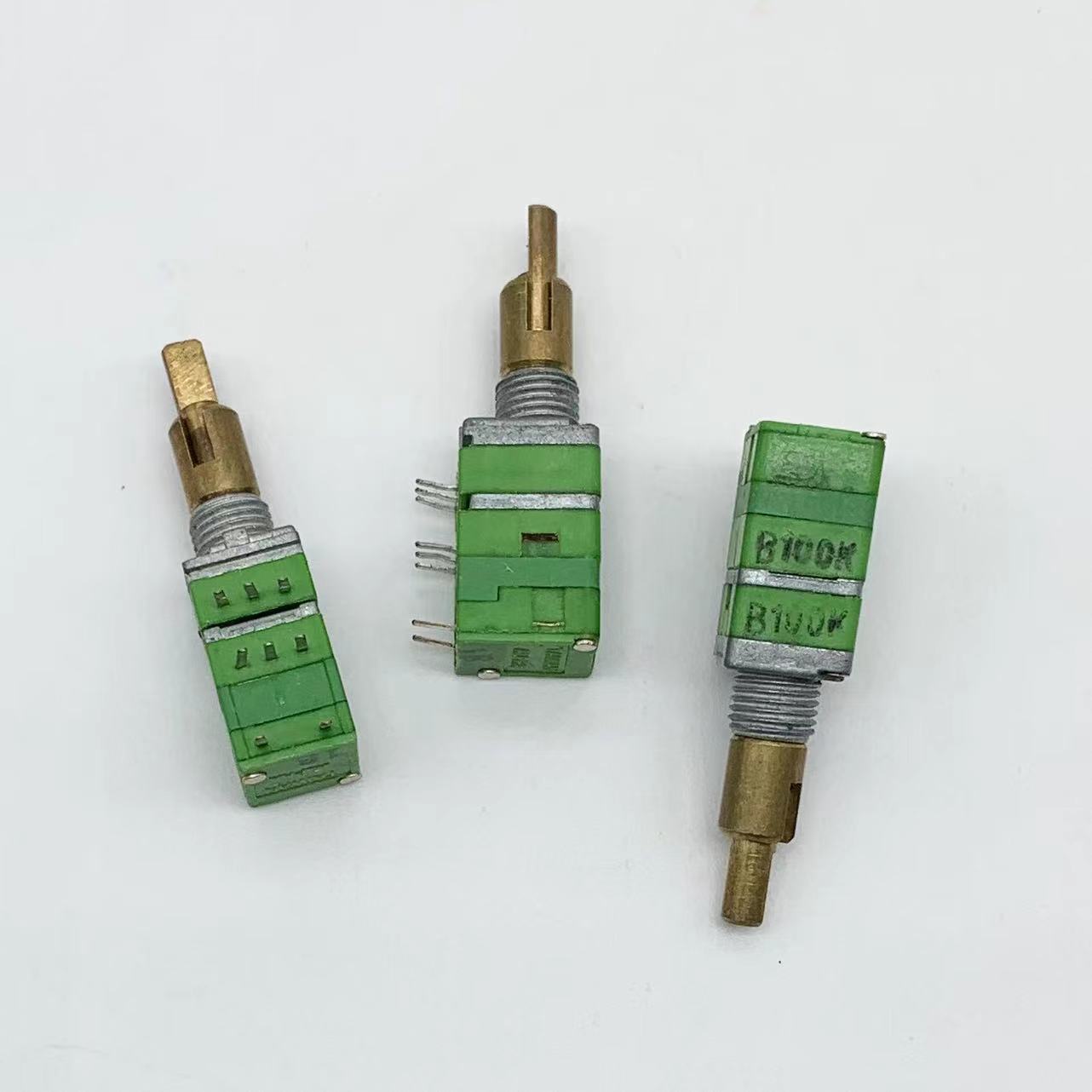 Qty:2pc Precision Potentiometer Dual Shaft B100K with Switch Shaft RD912DSF-20