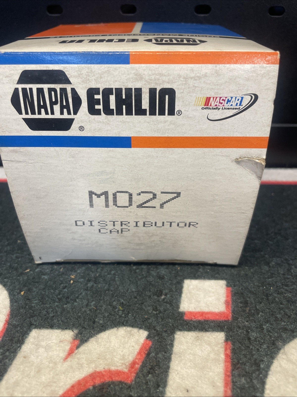 NAPA Echlin Distributor Cap MO27