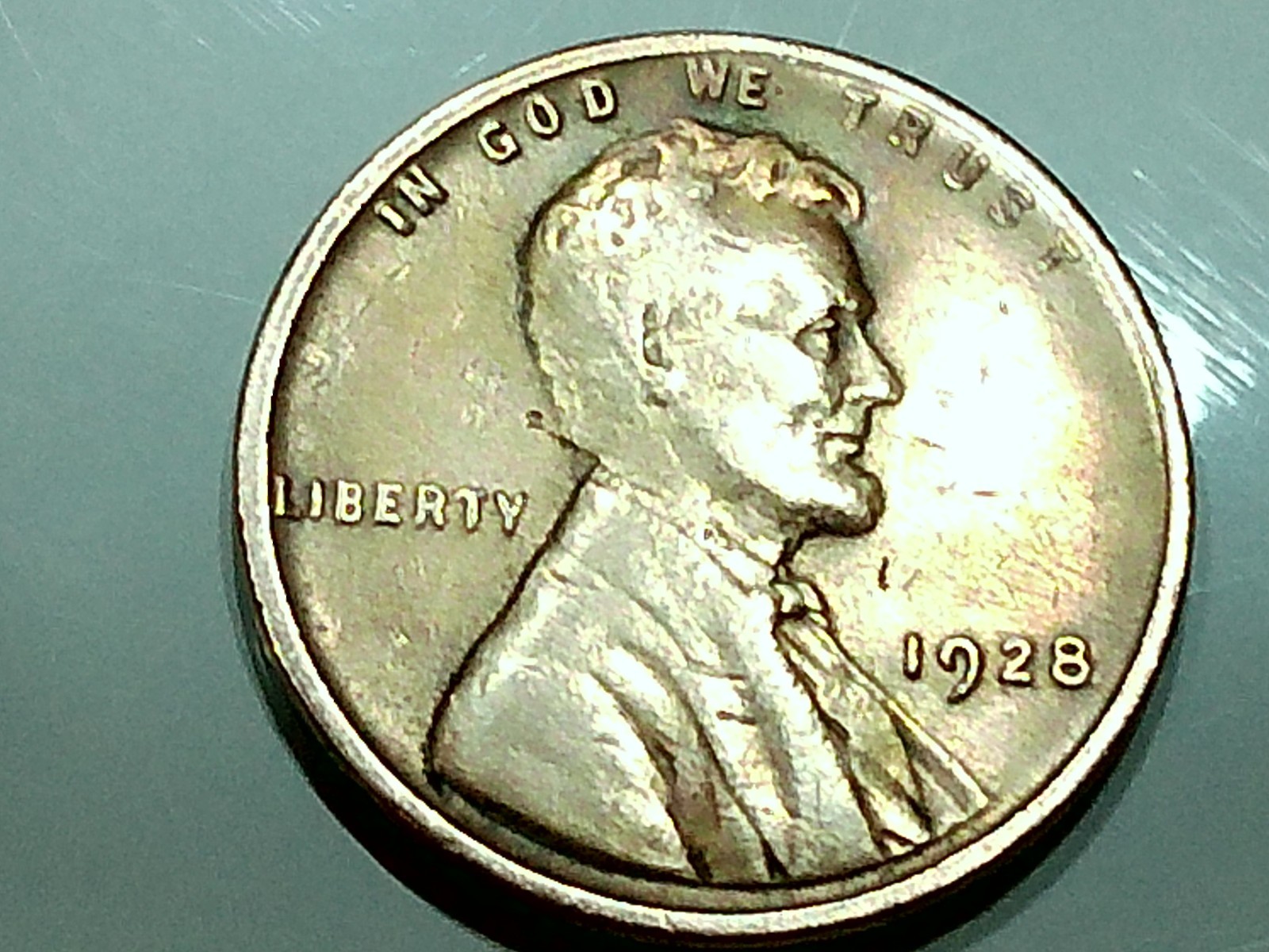 1928 us copper penny - (error) WDDO-001 spread on date - ms -rb - 3.0 gr.- shiny