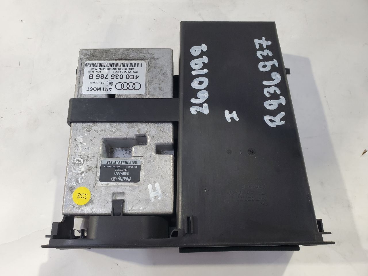 2007 Audi S8 OEM Multi Media Music Module 4E0035785B