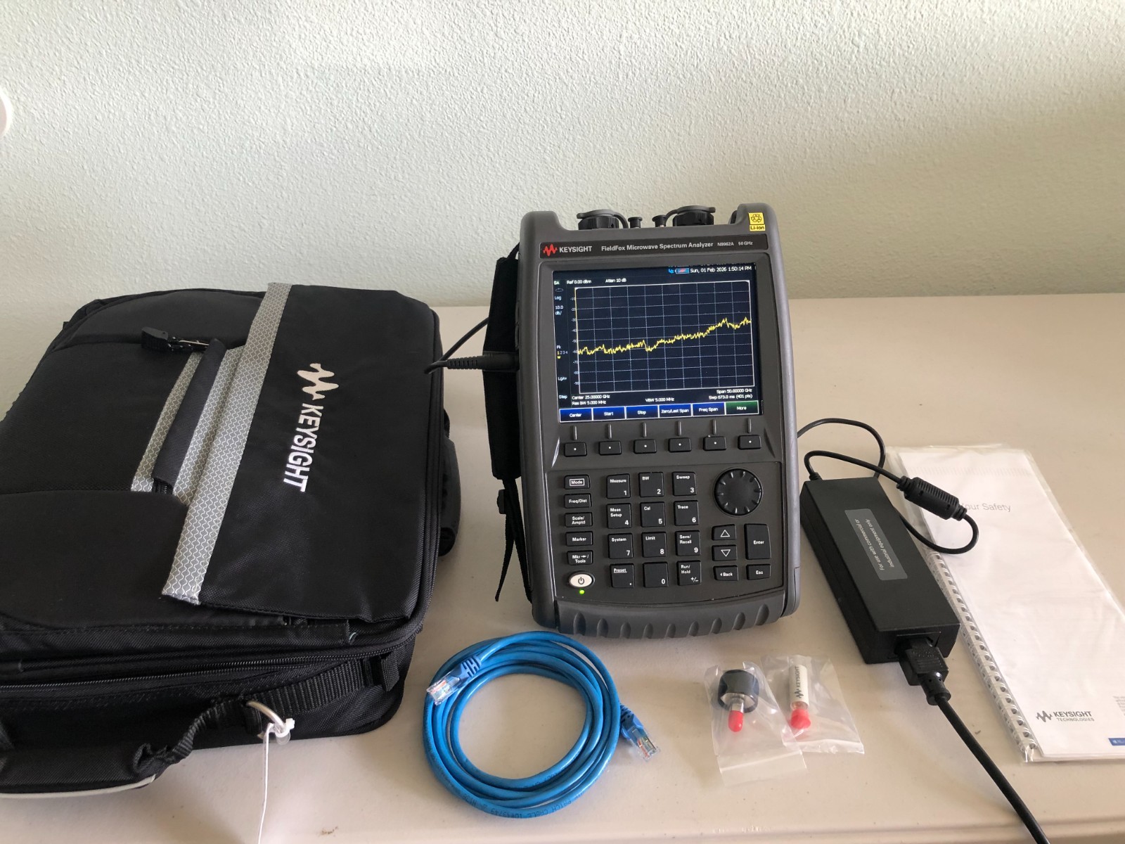 Keysight N9962A 50GHz Field Fox Handheld Microwave Spectrum Analyzer Opt:235/+