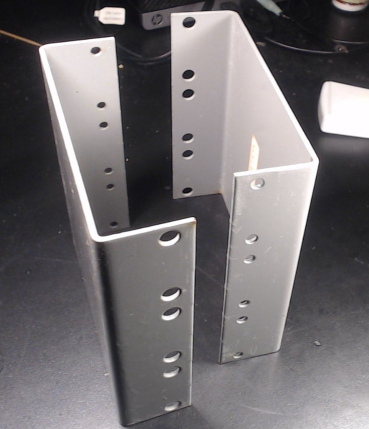 RACK STANDOFF FOR EQUIPMENT RACK, 1-3/4” MOUNTING SPACES - Newton - PAIR