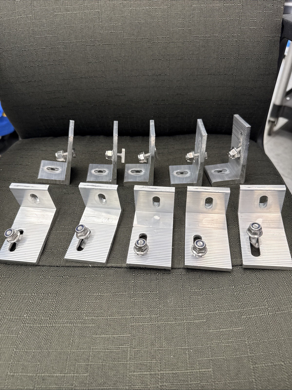 Lot Of 10 Terragen Solar Mount Angle L-Bracket Assembly Slotted M8 M8x25 Boltnut
