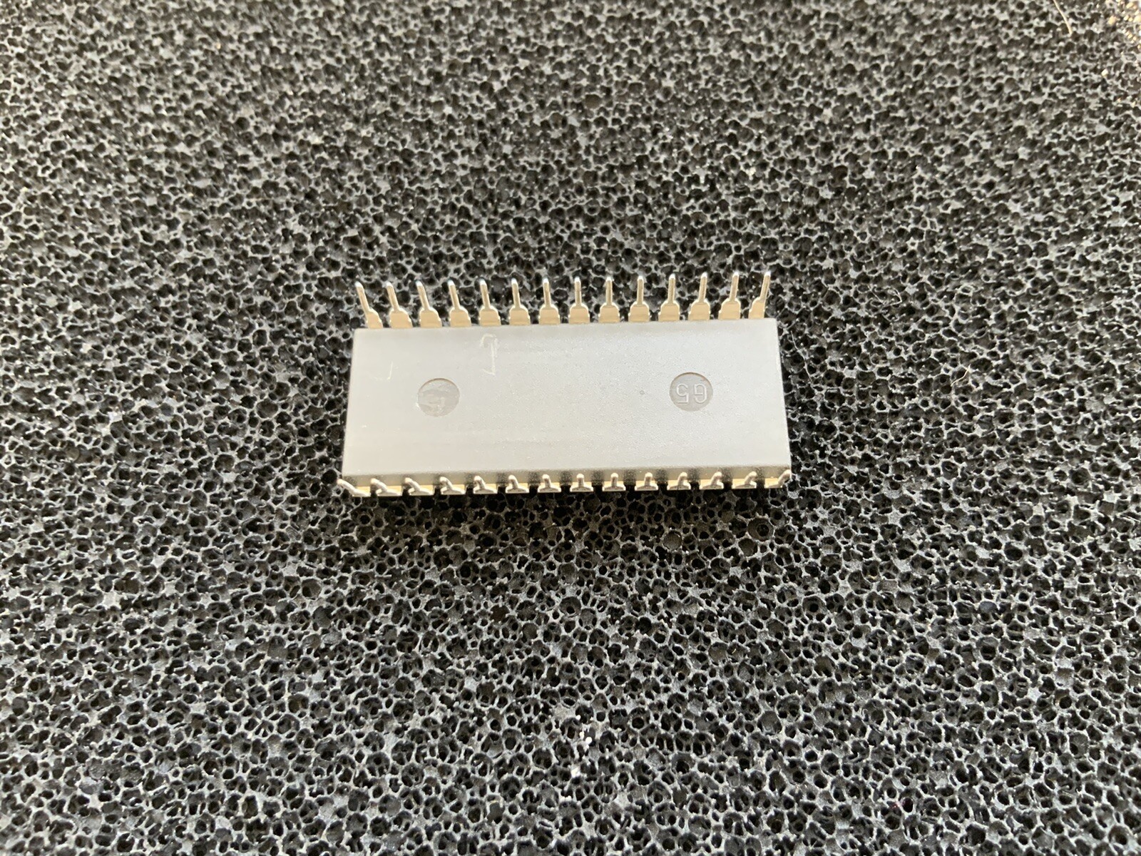 MB84256-15LL FUJITSU DIP 28 IC Ram