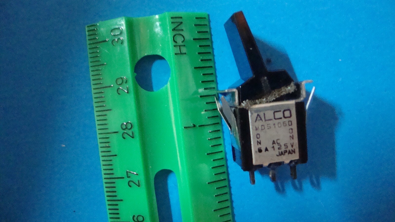 ALCO MDS-106D BLACK PADDLE SWITCH SPDT ON-ON