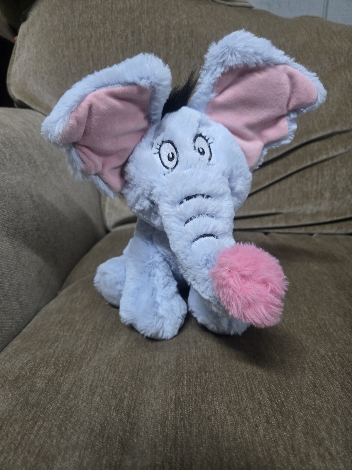Dr Seuss Horton Hears A Who Elephant Plush 10" Plush Aurora 2018