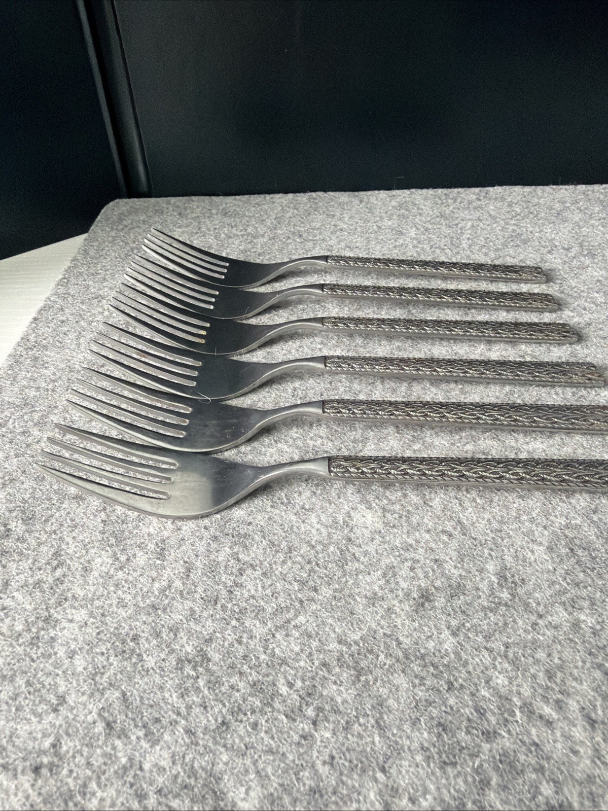 6 MCM JAPAN STAINLESS STEEL FLATWARE BRAIDED ROPE PATTERN Dinner Forks Flatware