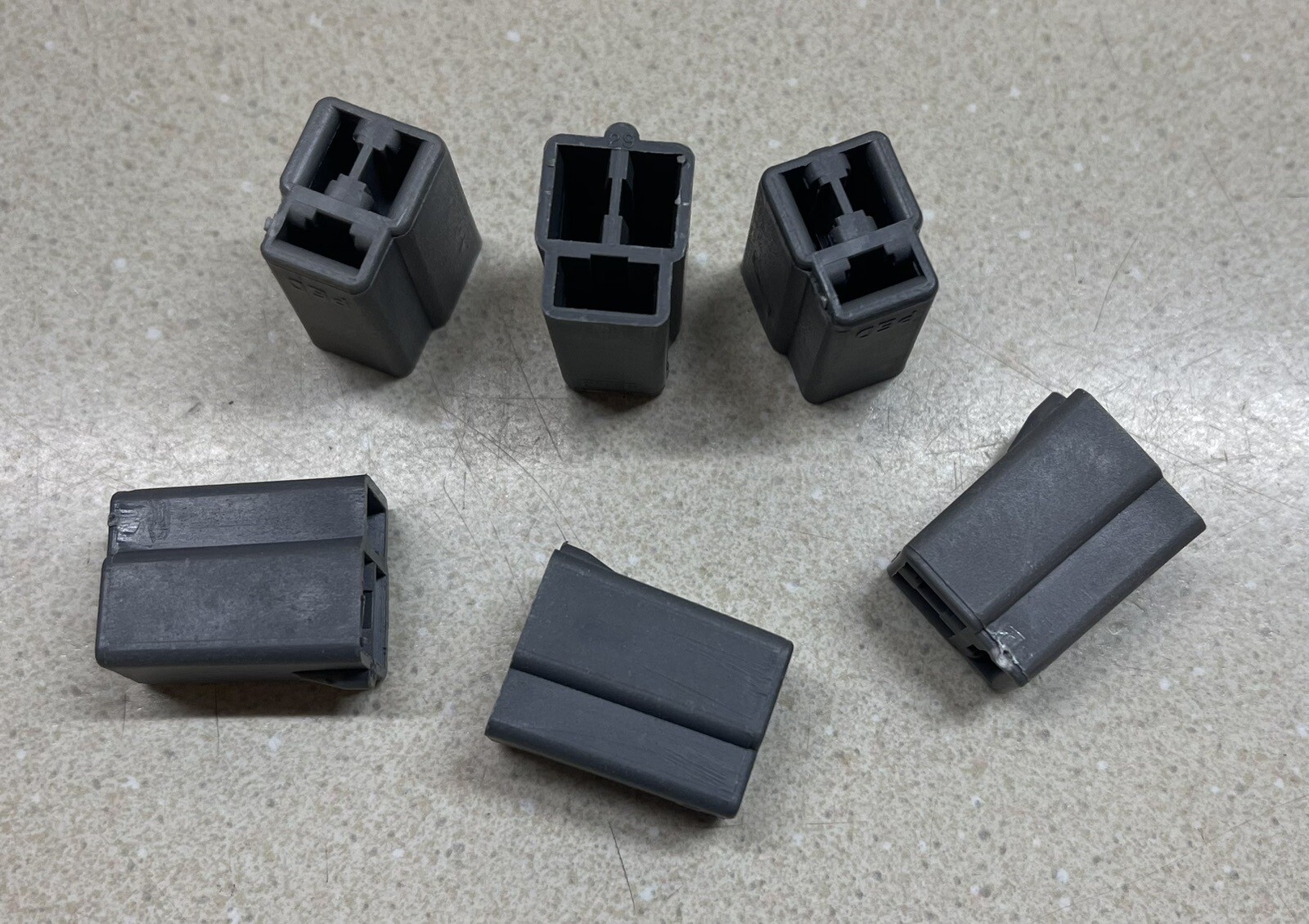 Ski-Doo Female , Housing 409204300 6 Pack