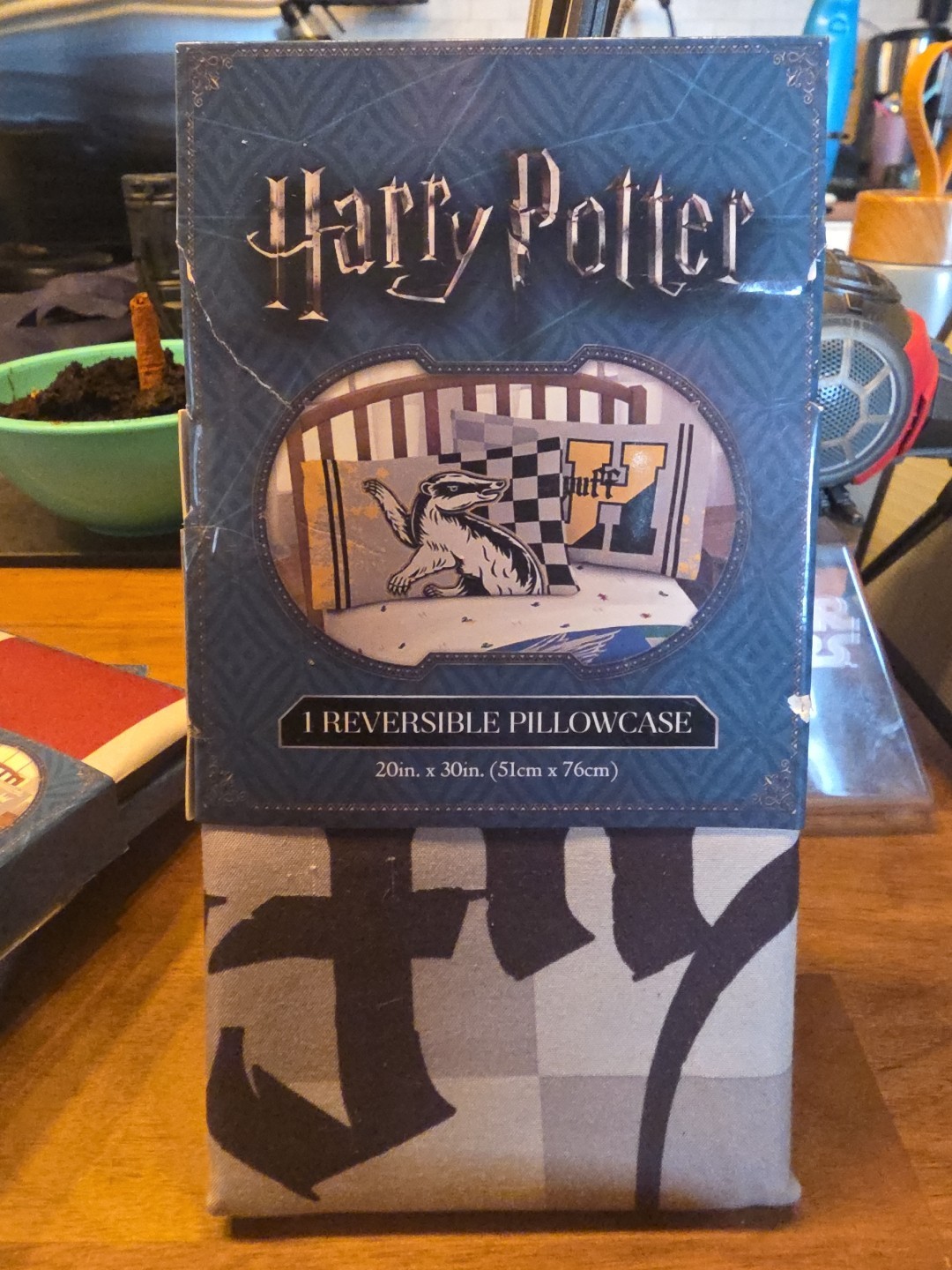 NEW Harry Potter Reversible Pillowcase- Hufflepuff - 1 Standard Size