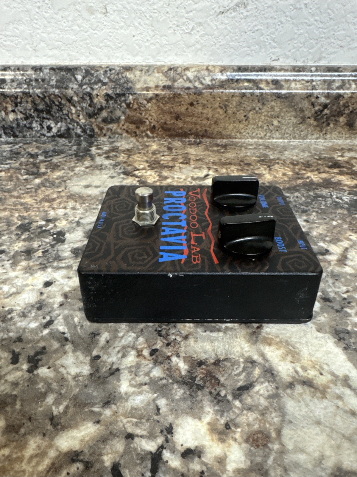 Voodoo Lab Proctavia Octave Fuzz Octaver Octafuzz Guitar Effect Pedal