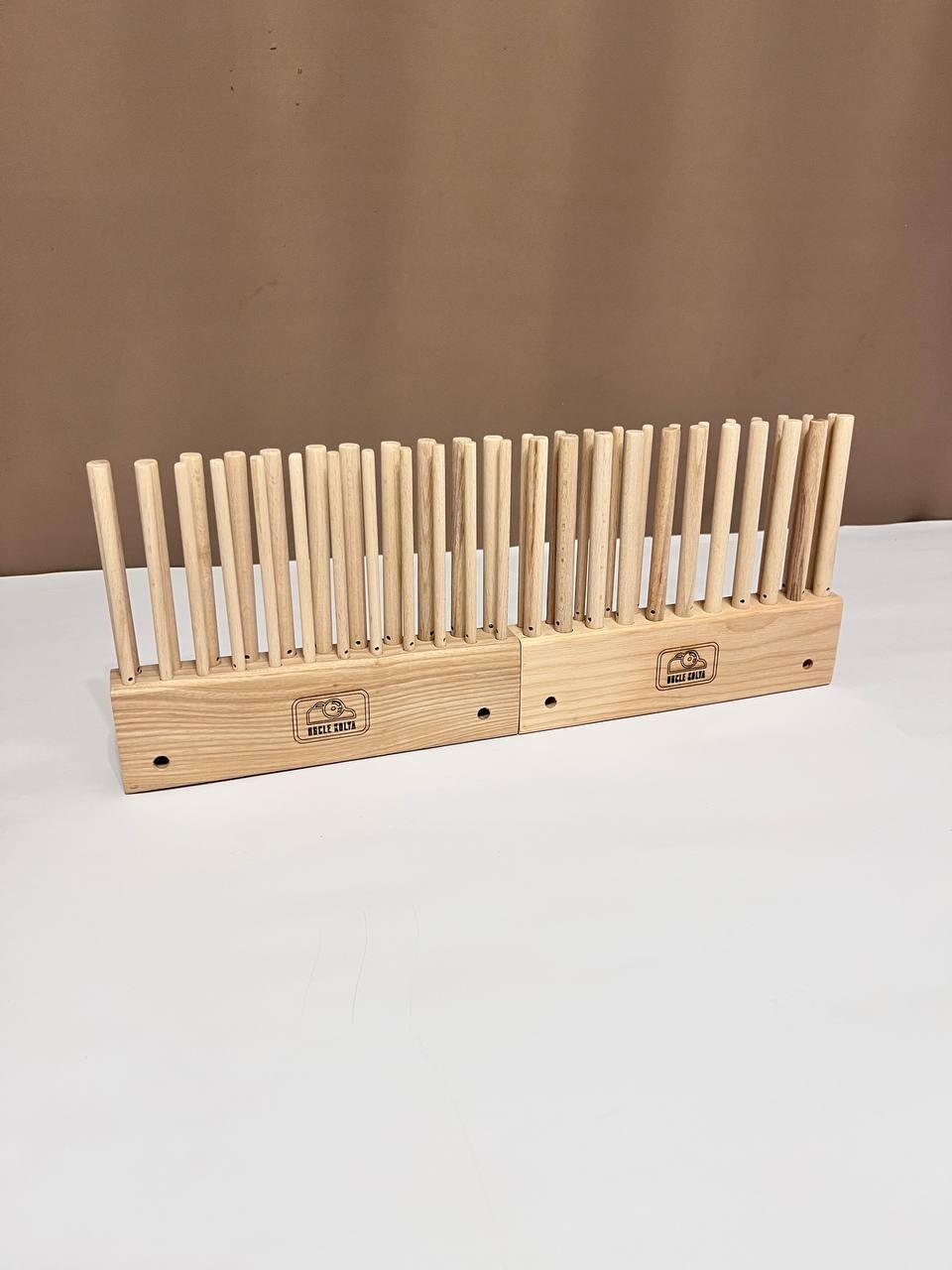 Mini peg loom for easy weaving