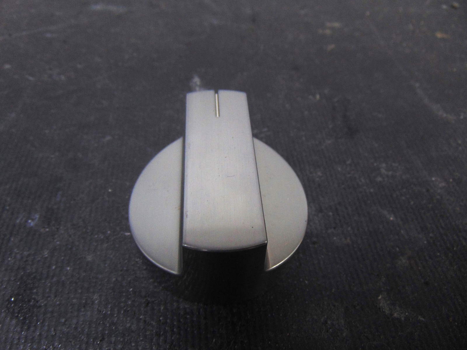 Maytag Range MFES6030RZ Control Knob W11584001