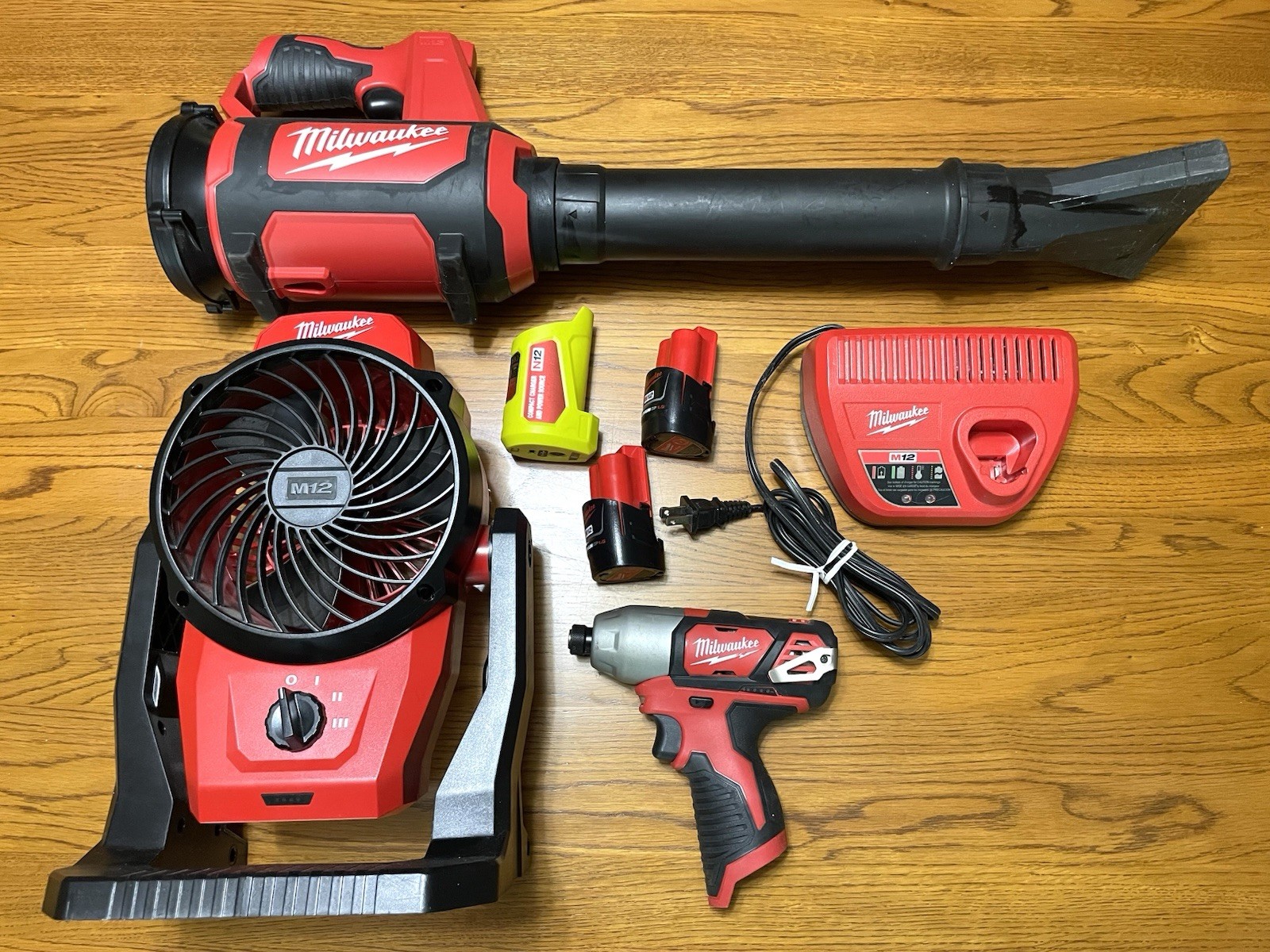 milwaukee m12 tools combo set used