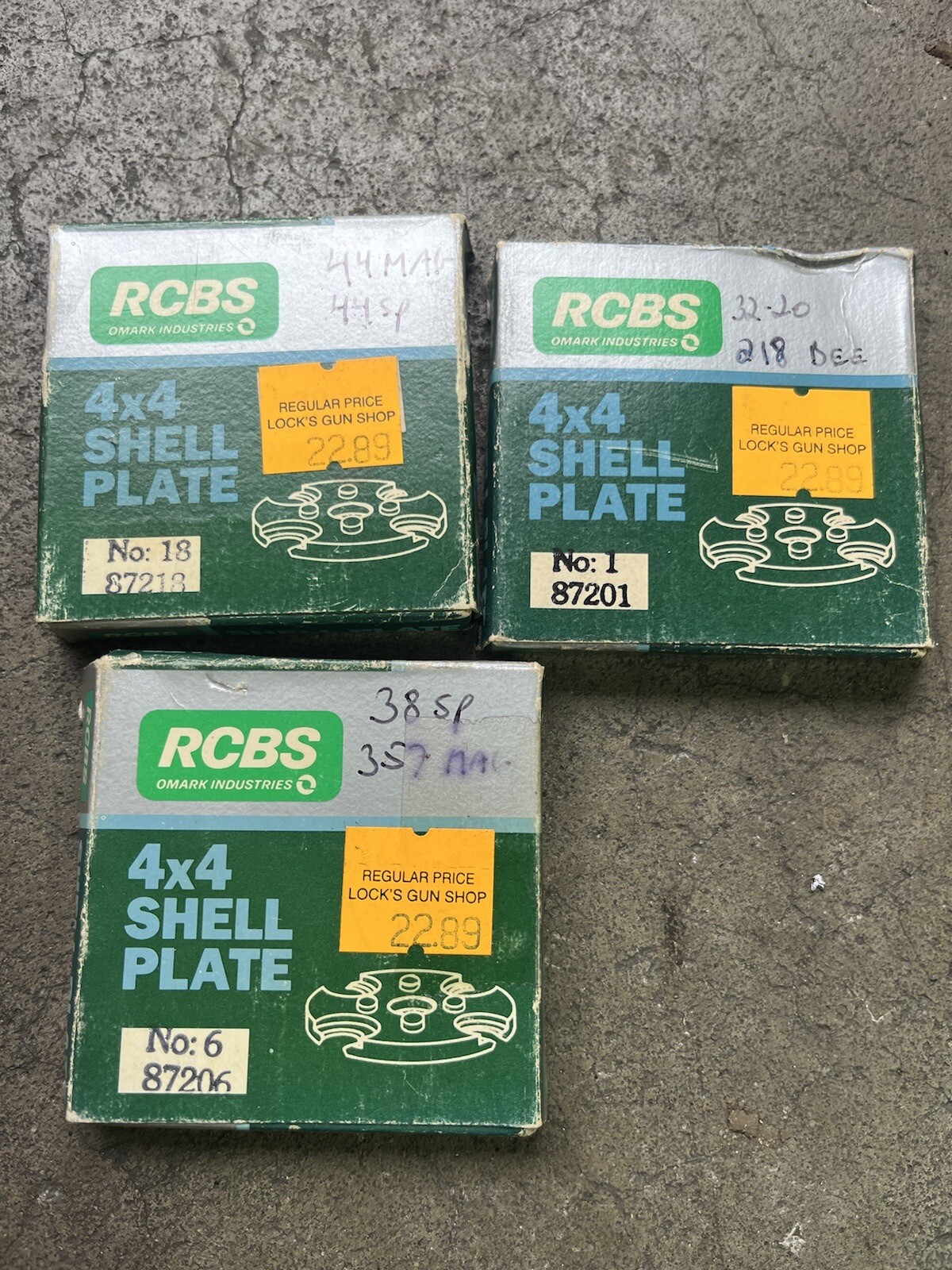 RCBS 4X4 Auto Shell Plate Assembly (872xx)-multiple calibers NO locator pins