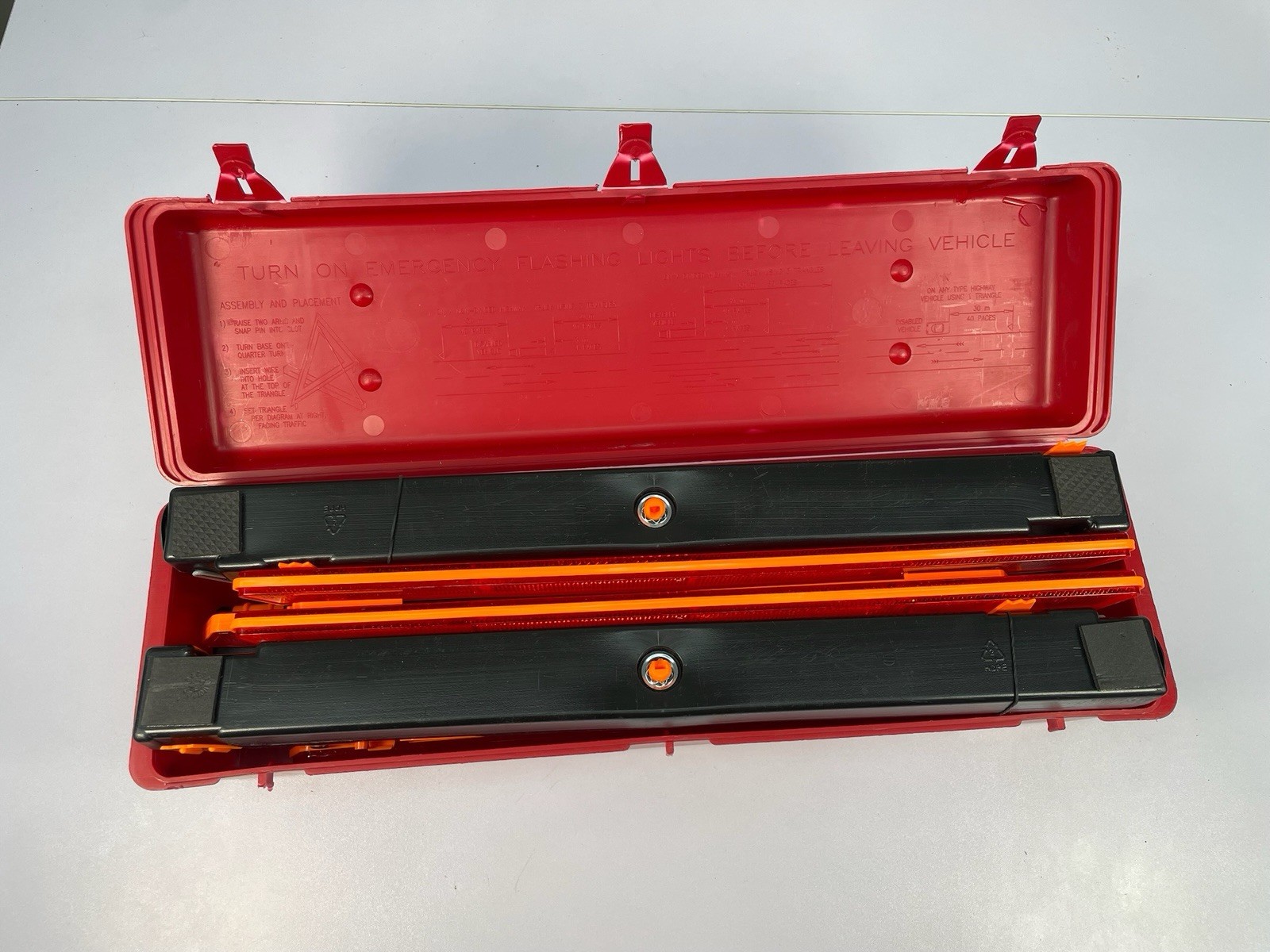 Cortina Strato-Flare 219 Emergency Warning Triangle Kit 3 Pack DOT Roadside Case