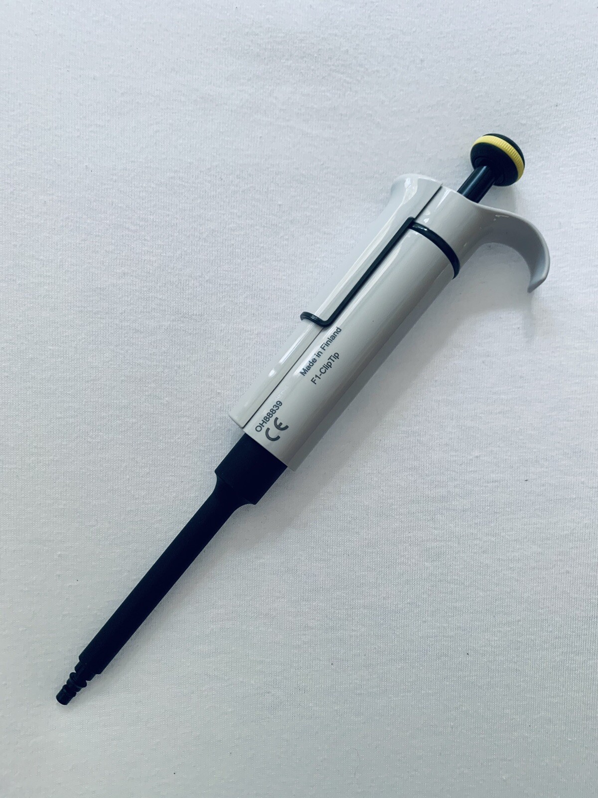 THERMO SCIENTIFIC ~ F1-CLIPTIP ~ 10-100 uL SINGLE CHANNEL PIPETTE