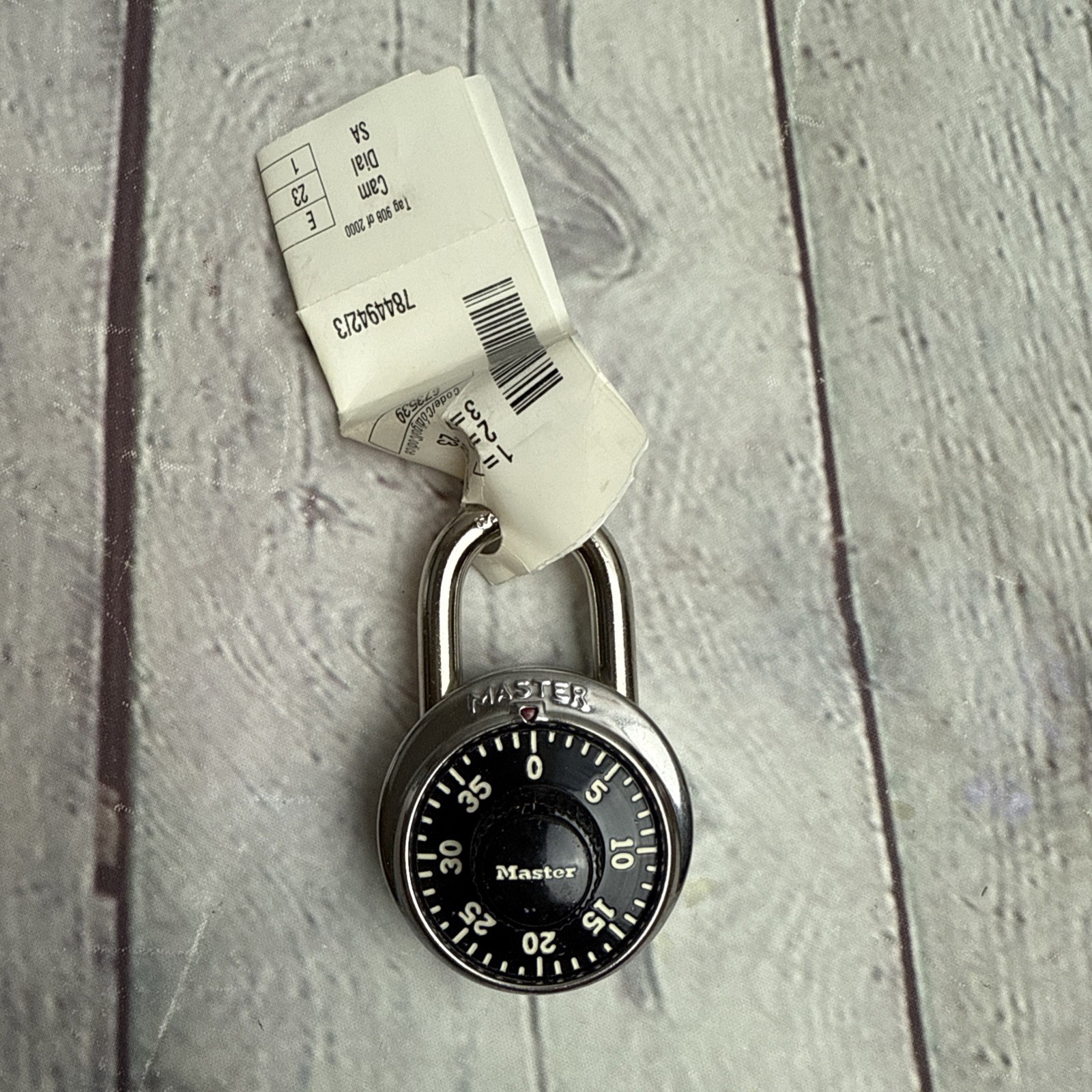 Master Lock Combination Padlock Block Guard Brand New In Box - Black