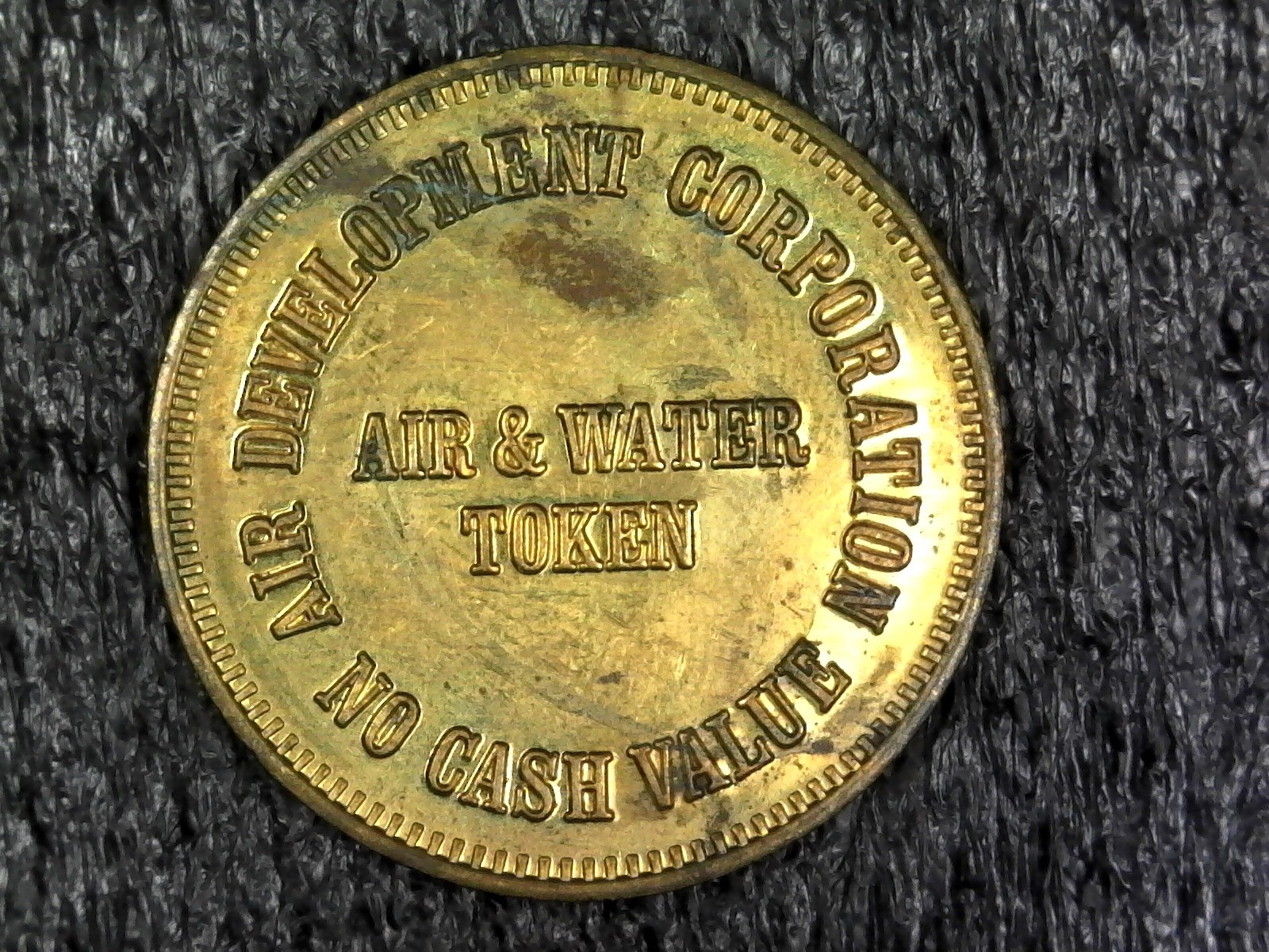Air Development Corporation No Cash Value - Vending Water Token Coin 25mm (c428)