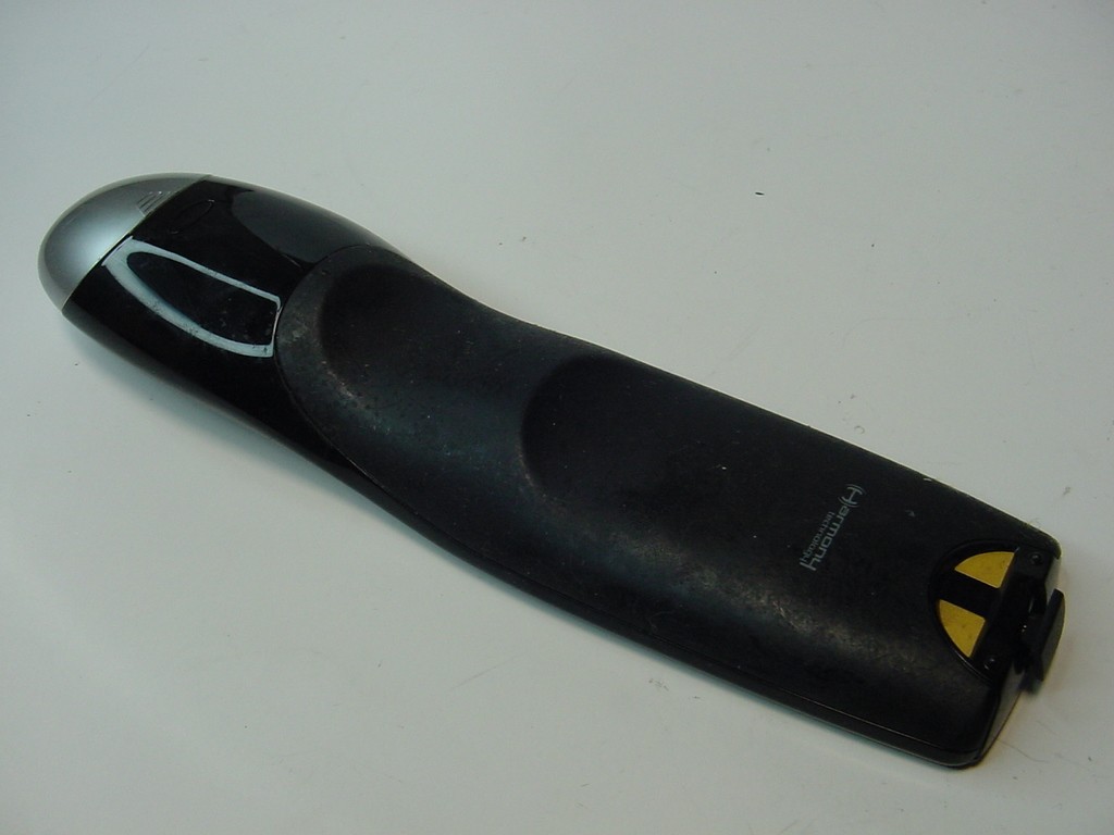 LOGITECH HARMONY ONE REMOTE CONTROL w/ BATTERY R-IY17
