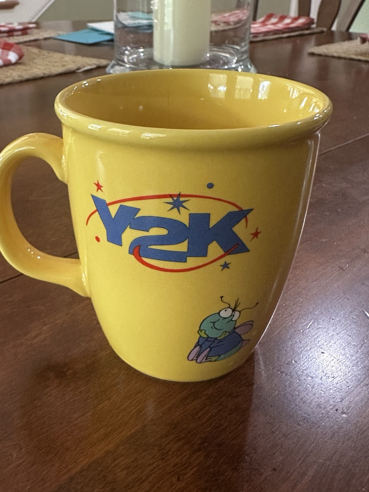 Vintage Y2K Bug Gonna Getcha Ceramic Coffee Tea Mug Cup