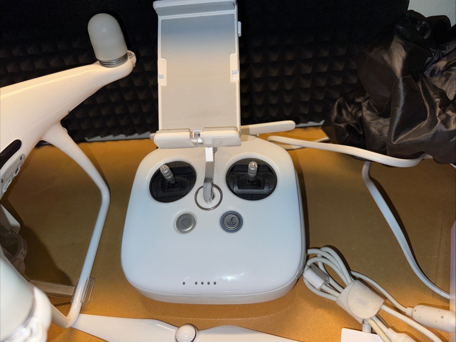 DJI Phantom 4 Pro (4K Video) Quadcopter + Remote - White